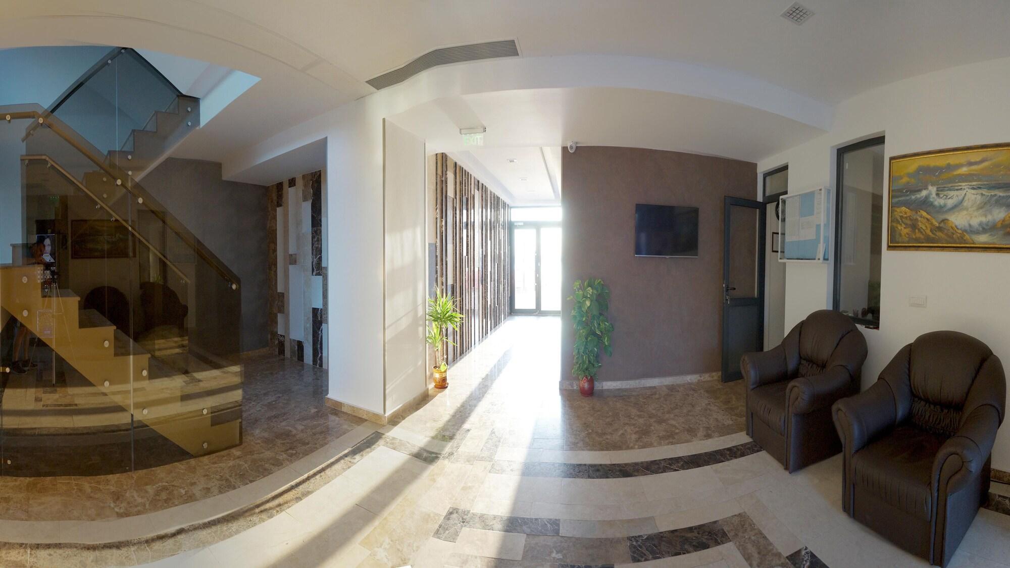 Vista Lobby Apart holiday Sophia Mamaia