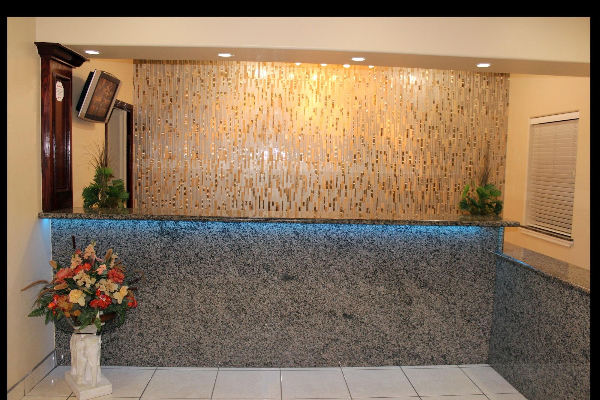 Vista Lobby Texas Inn and Suites McAllen at La Plaza Mall and Airport
