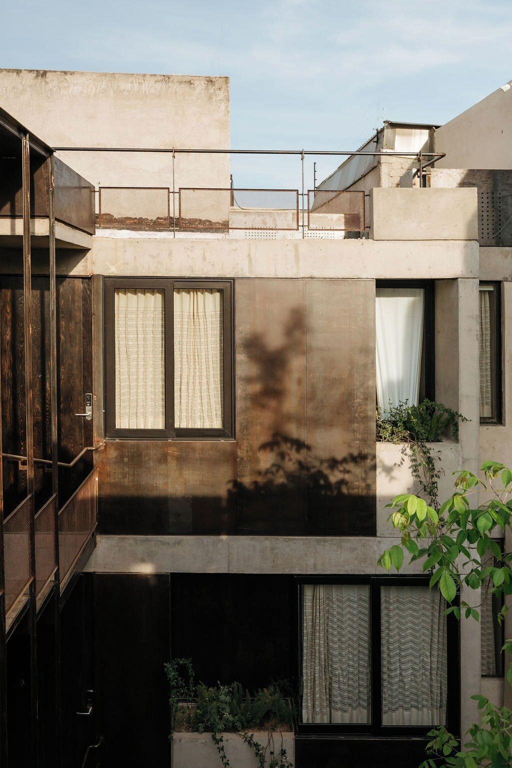 Vista Exterior Becino