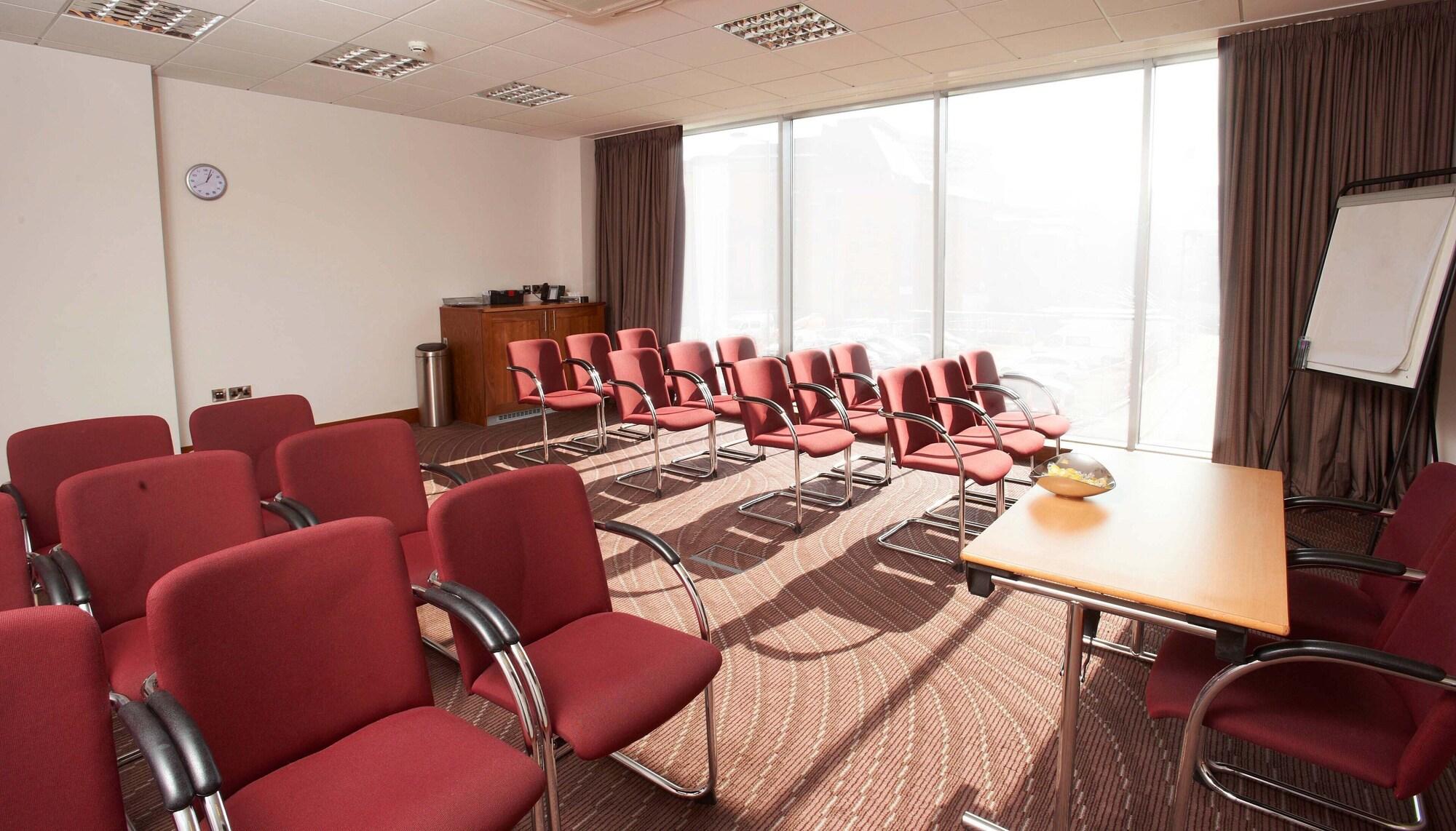 Sala de Reuniones Leonardo Hotel Nottingham