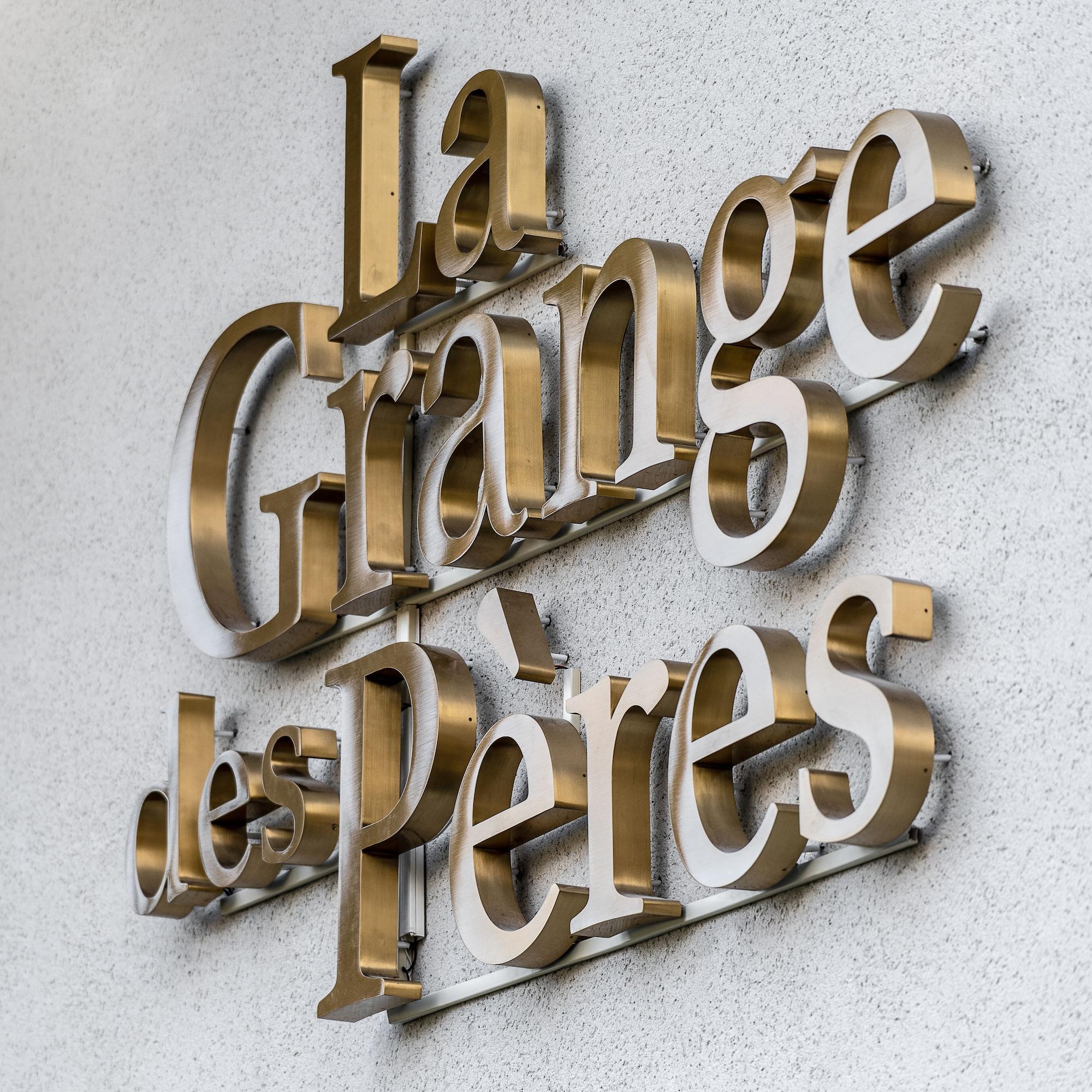 Varios La Grange des Pères