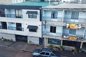Alojamiento - La Familia Hotel