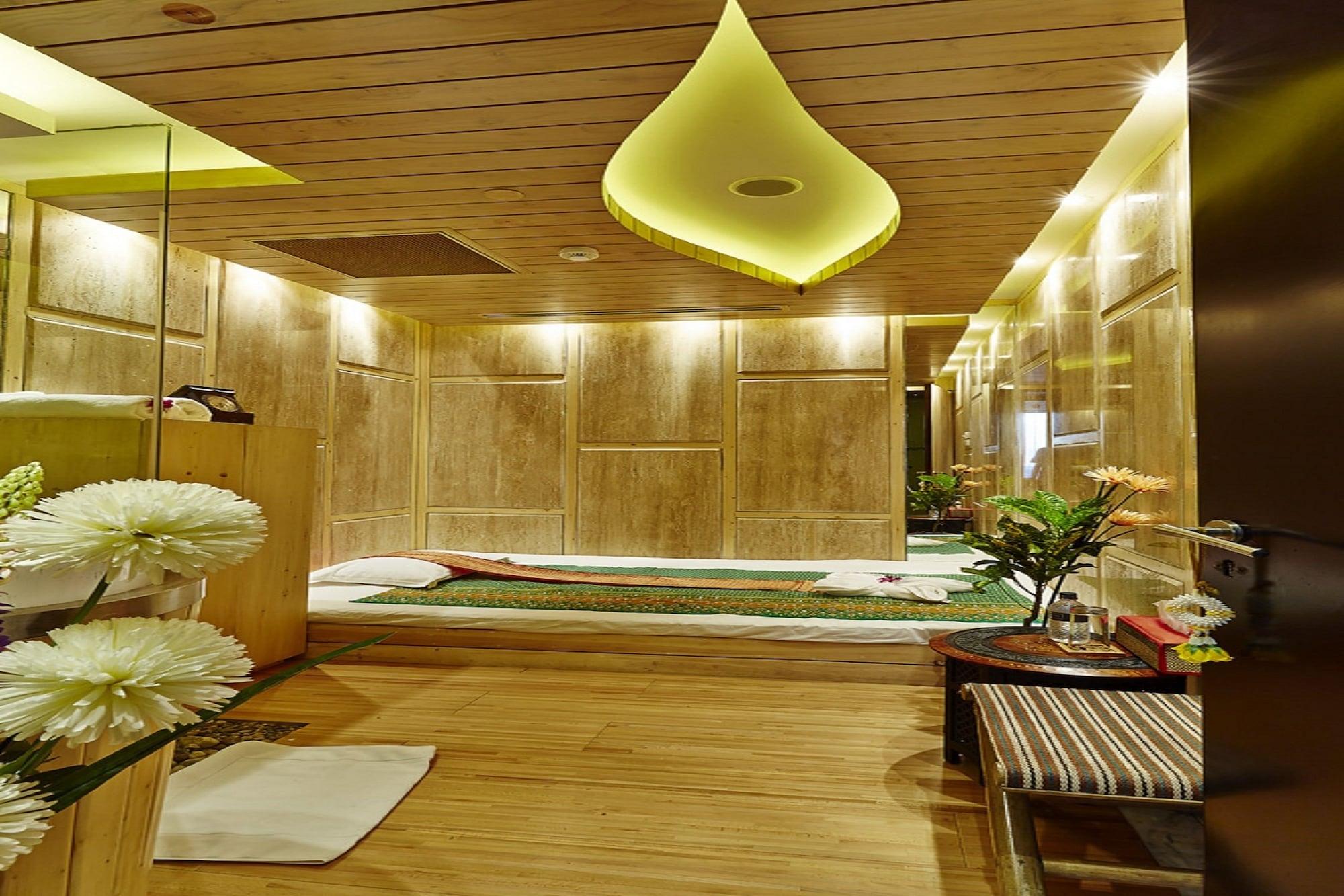 Spa Six Seasons Hotel