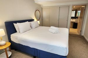 Alquiler Vacacional - Stylish Parkside Retreat - Outdoor Pool & Undercover Parking - Randwick