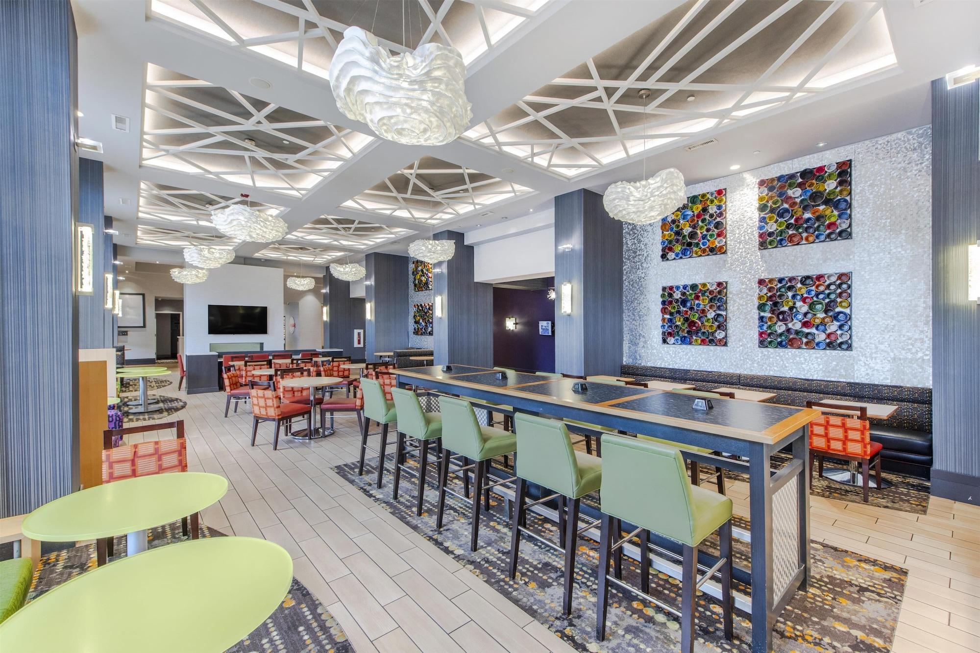 Vista Lobby Hampton Inn & Suites Raleigh-Durham Airport-Brier Creek