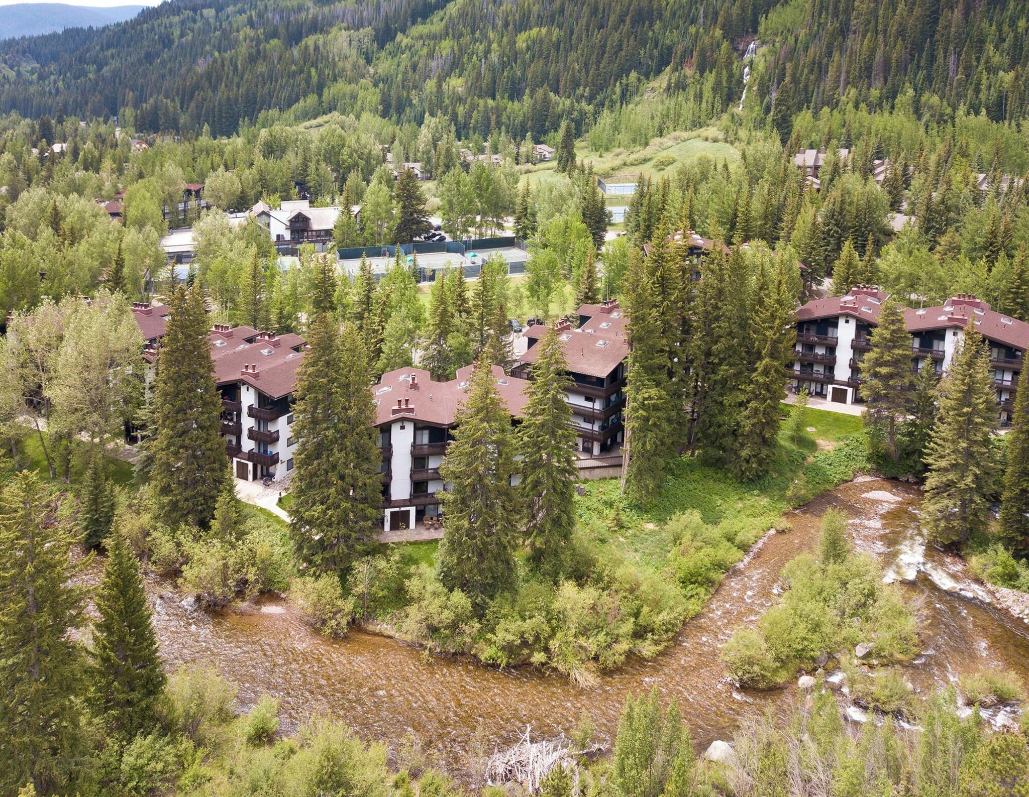 Vista Exterior Vail Racquet Club Mountain Resort