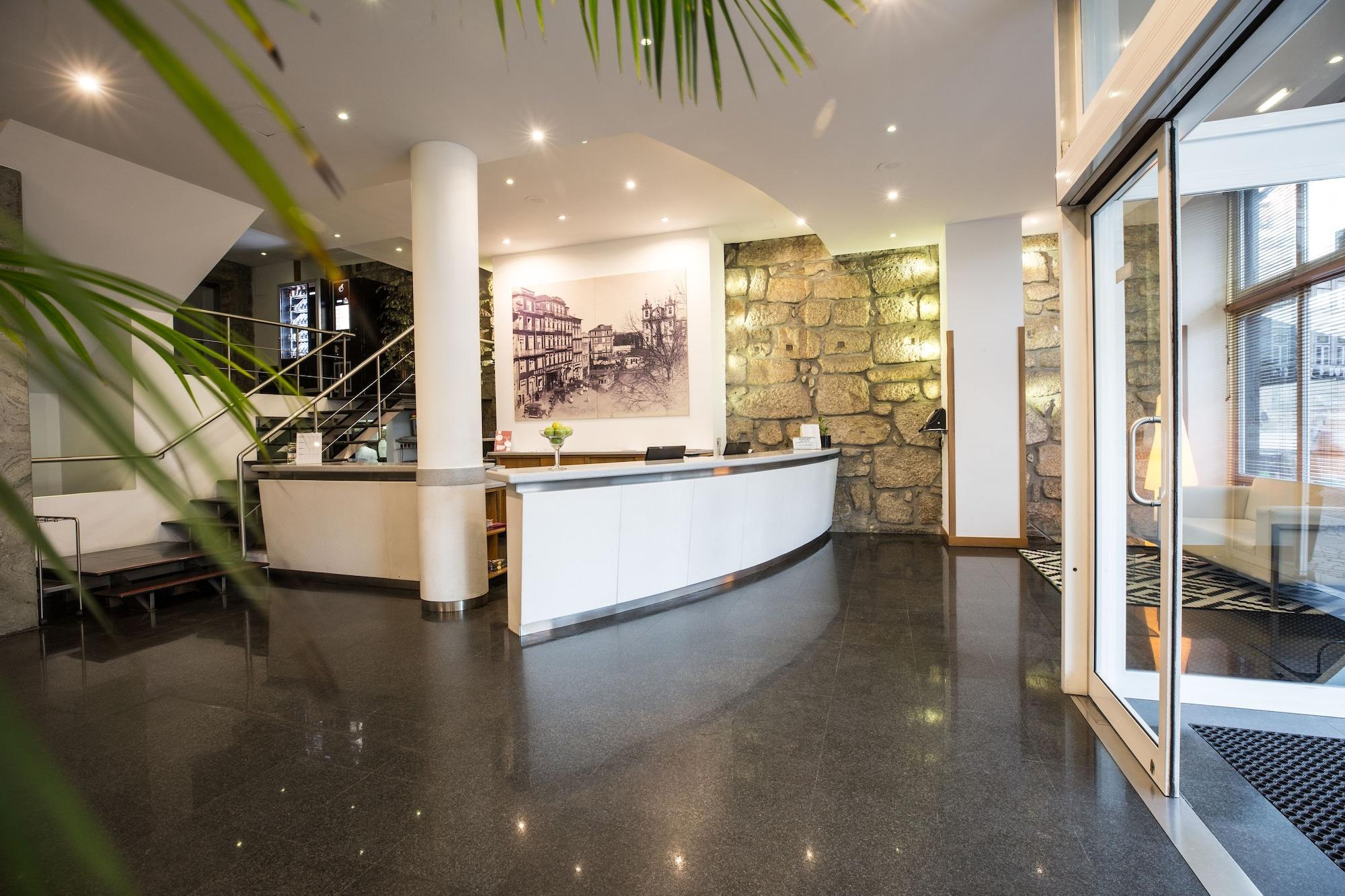 Vista Lobby Legendary Porto Hotel