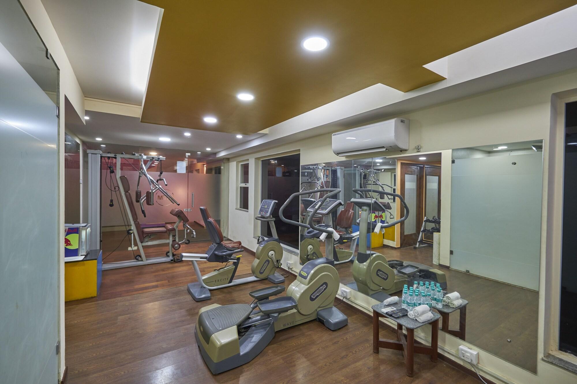 Gimnasio Royal Orchid Beach Resort & Spa