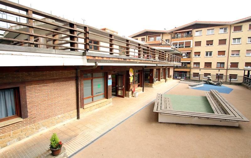 Varios Trinkete Etxea Hostel