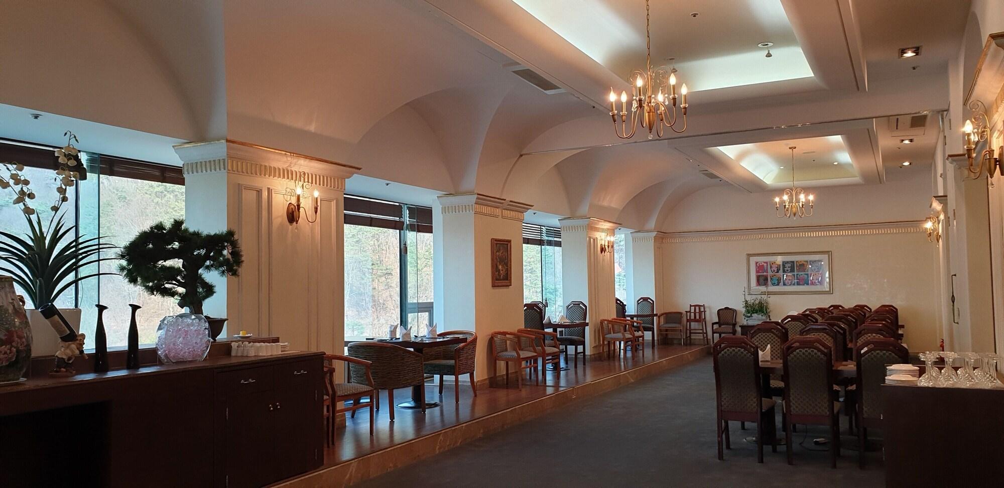 Restaurant Mudeungpark Hotel