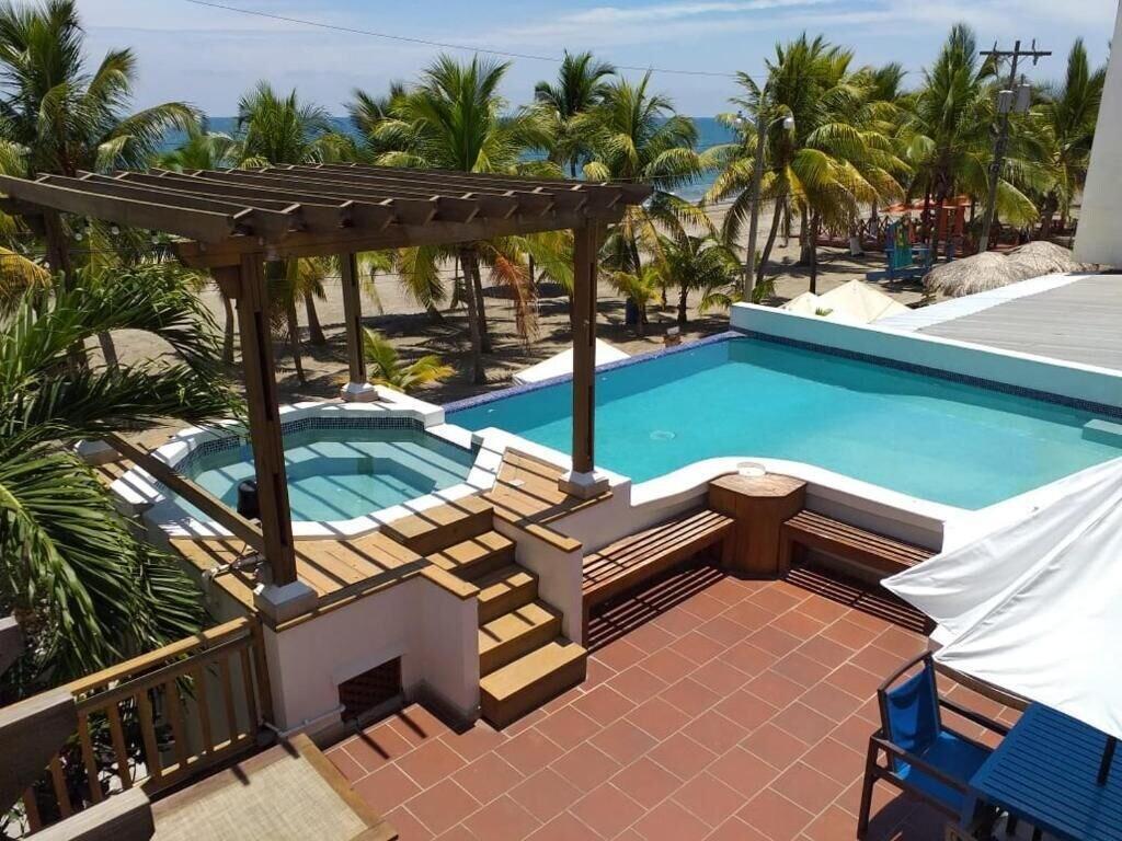 Instalaciones Recreativas Cesar Mariscos