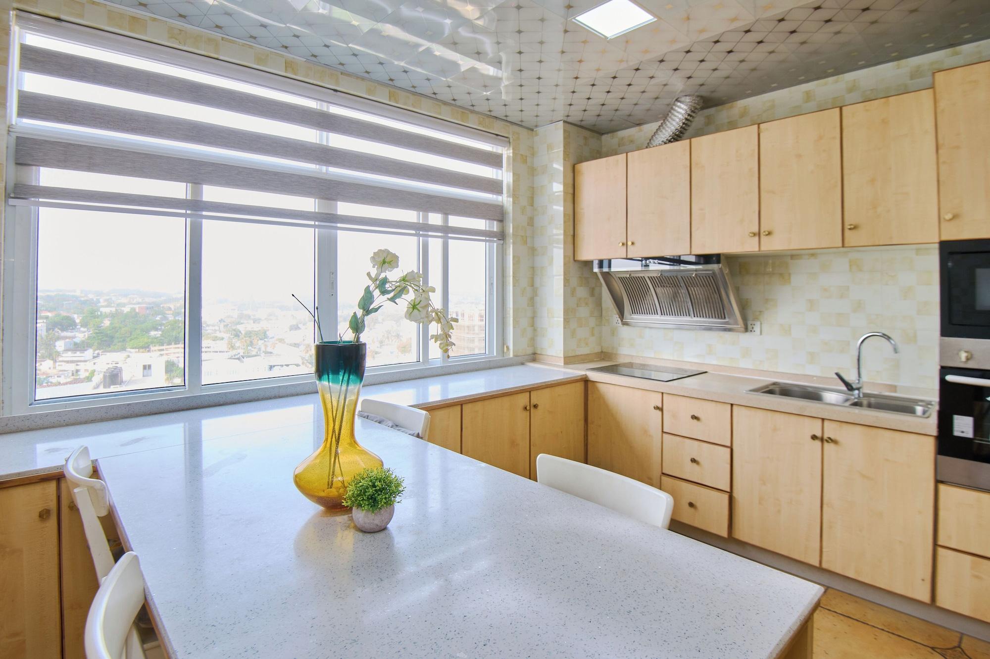 Restaurant Chateau Towers Hotel Apartment