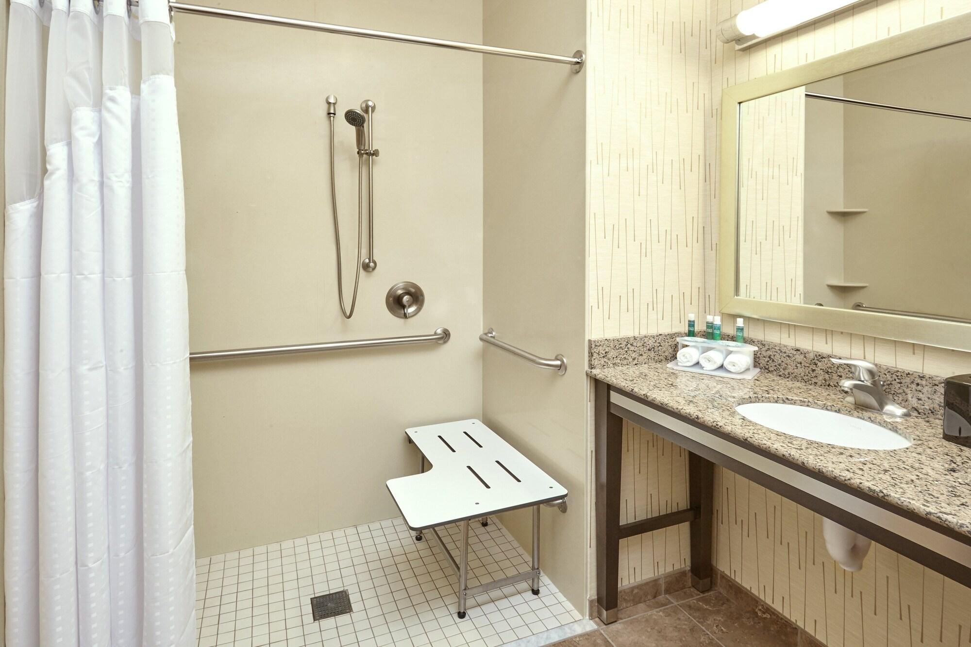Habitación Holiday Inn Express Hotel & Suites Columbia Univ Area-Hwy 63 by IHG