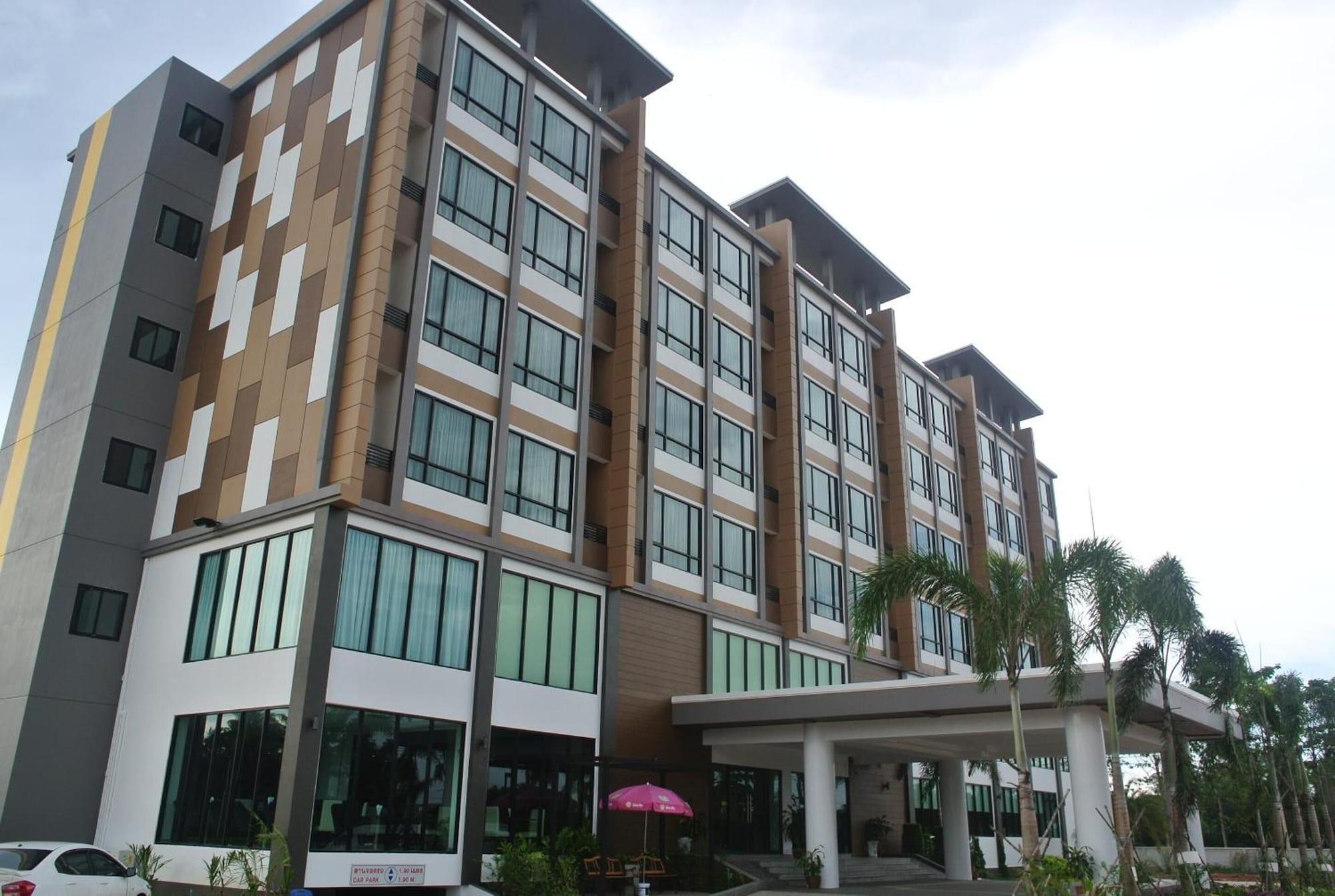 Vista Exterior S Tara Grand Hotel