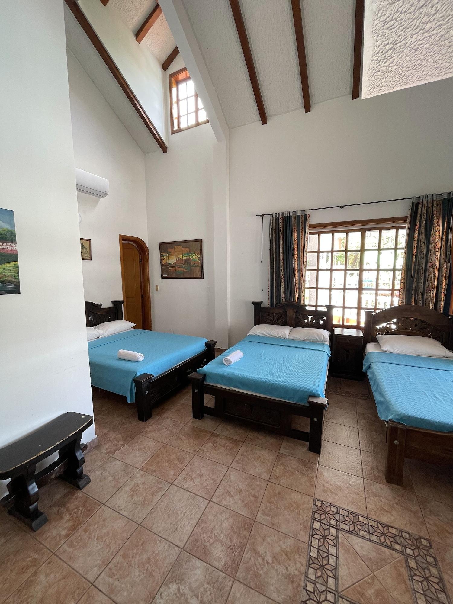 Habitación hotel campestre yj