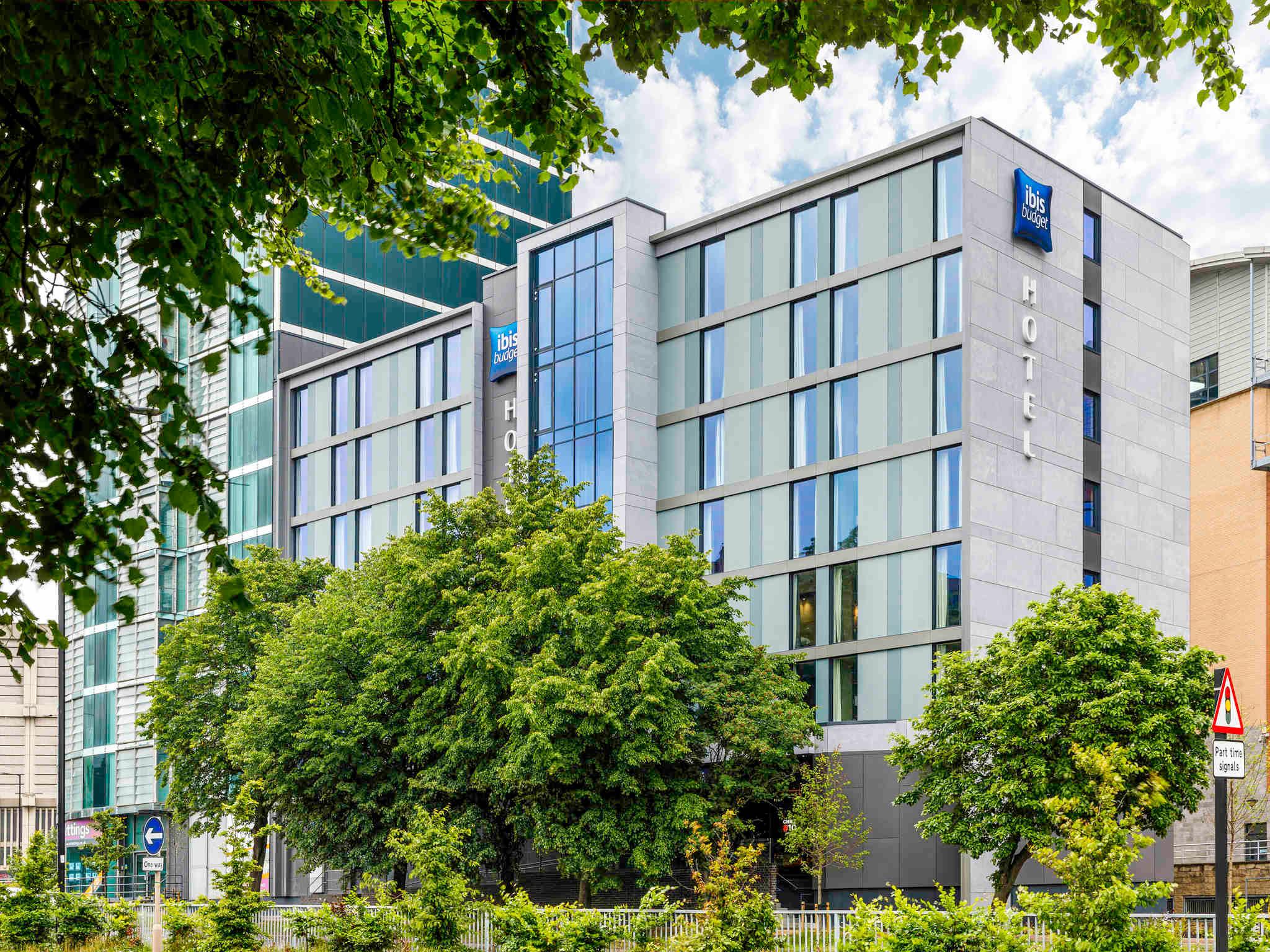 Vista Exterior ibis Budget Sheffield Centre St Marys Gate