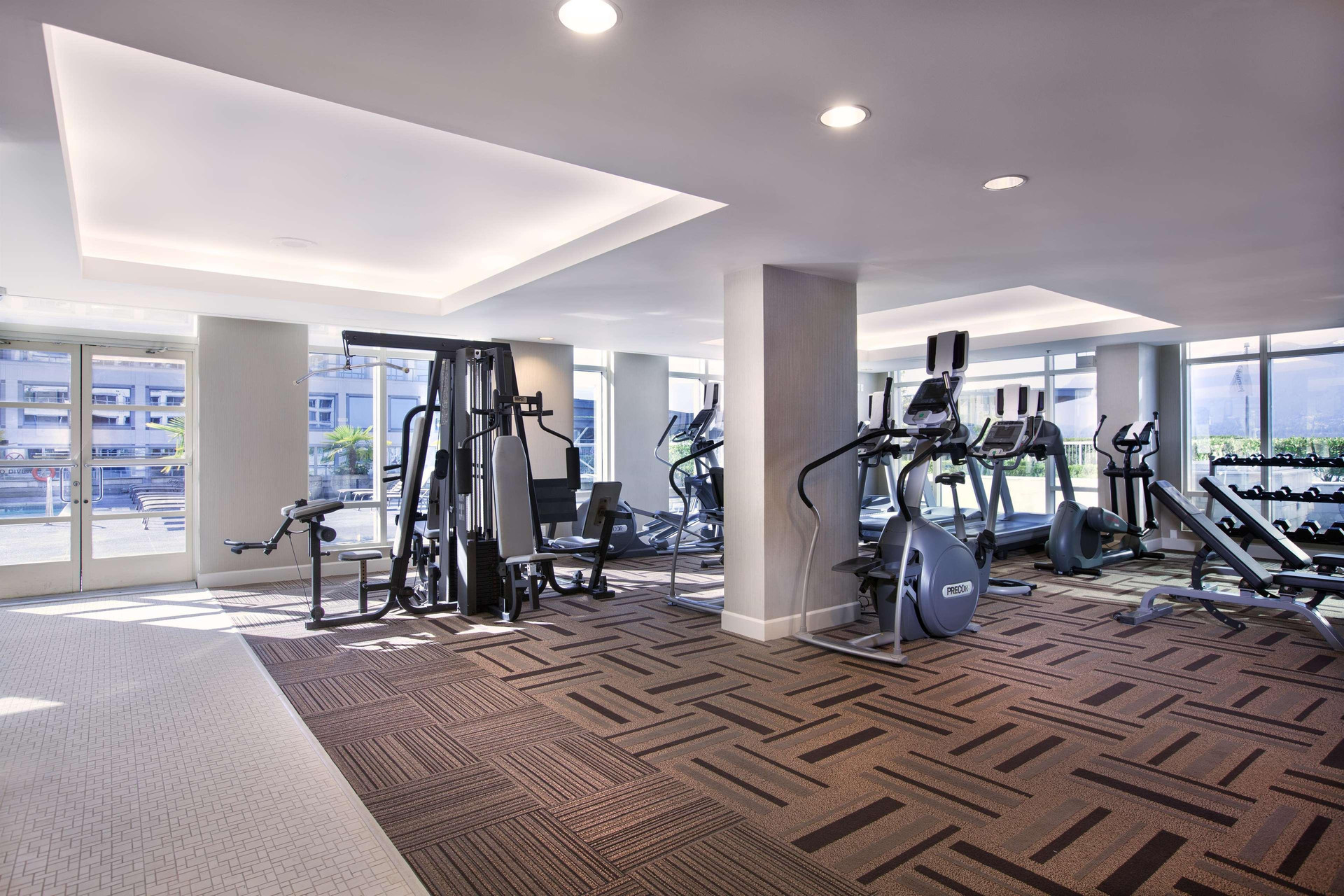Gimnasio Fairmont Waterfront