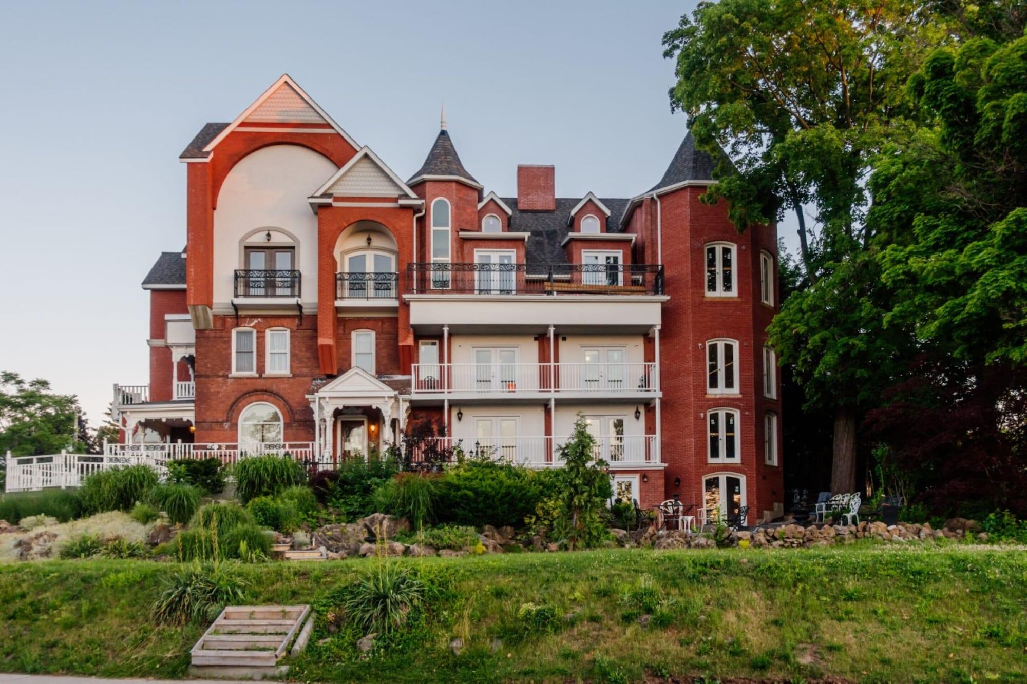Vista Exterior Niagara Grandview Boutique hotel