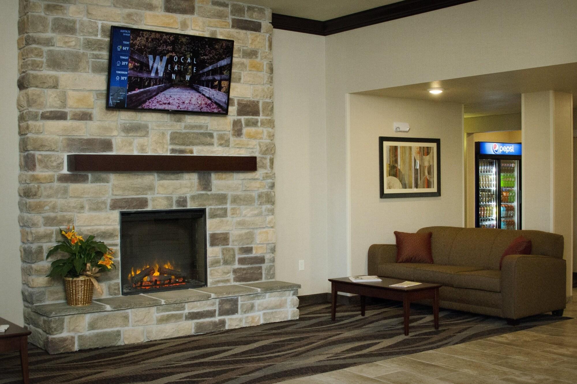 Vista Lobby Cobblestone Inn & Suites – Soda Springs