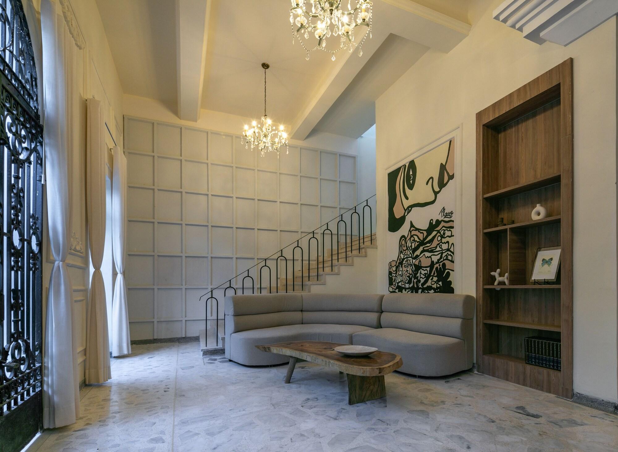 Vista Lobby HOTEL BASILICA