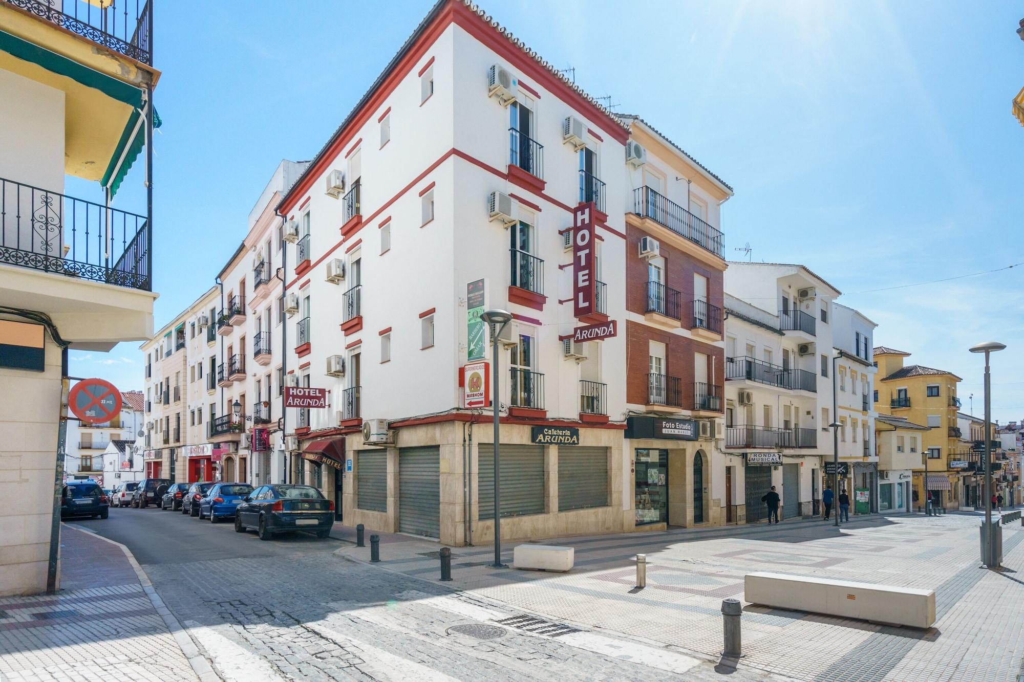 Vista Exterior Hotel Arunda I