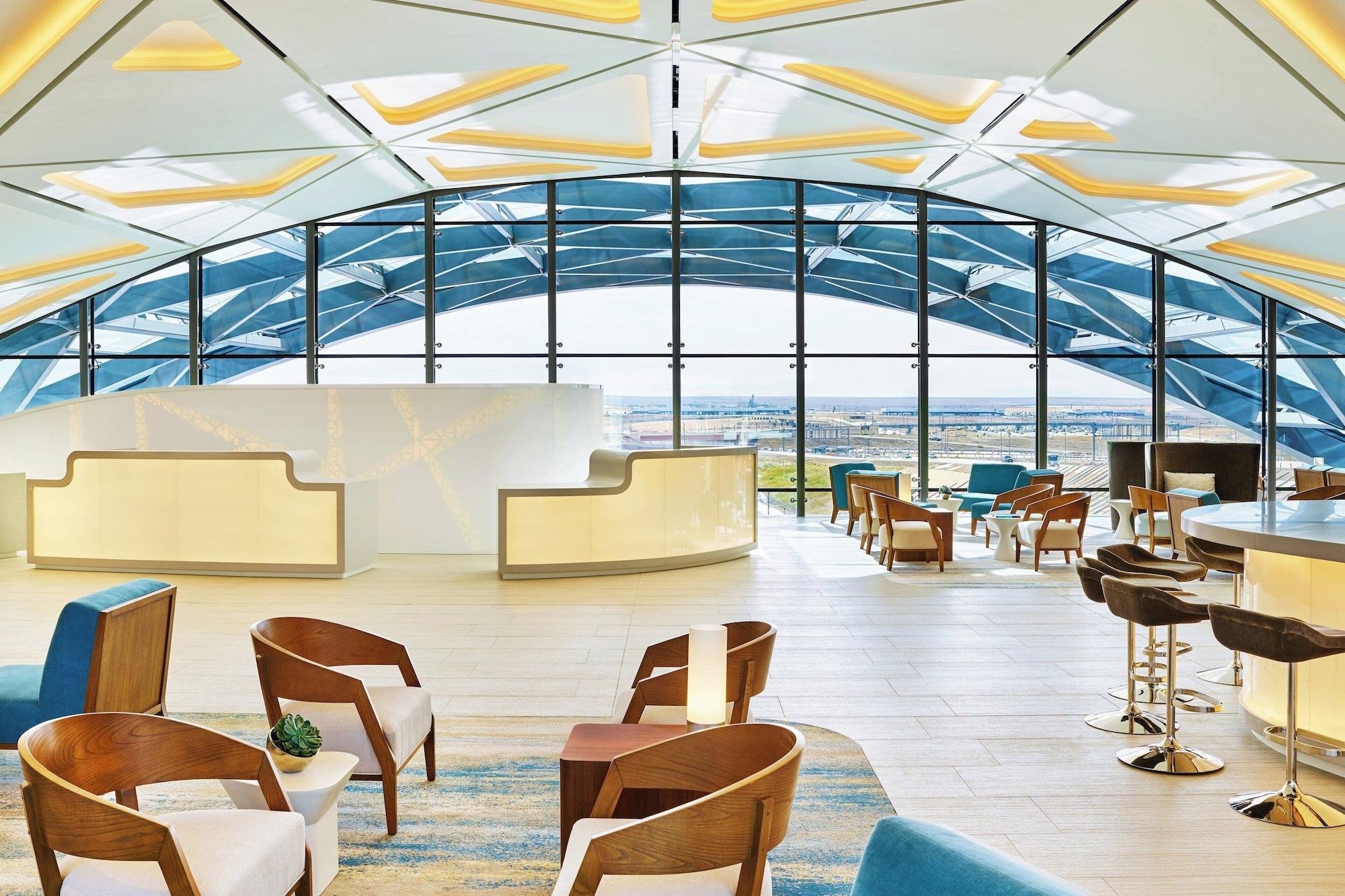 Vista Lobby The Westin Denver International Airport