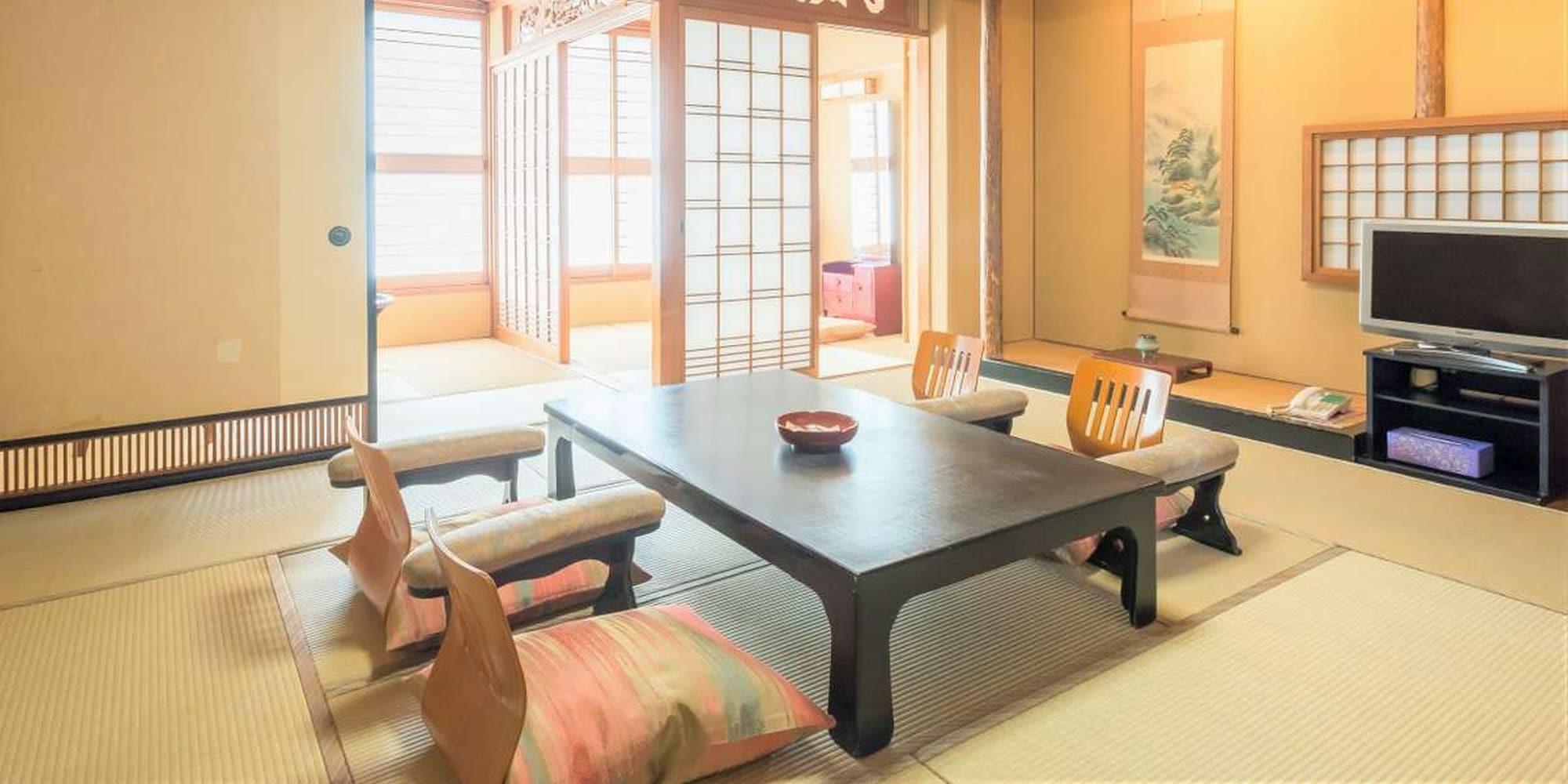 Habitación Awara Grand Hotel