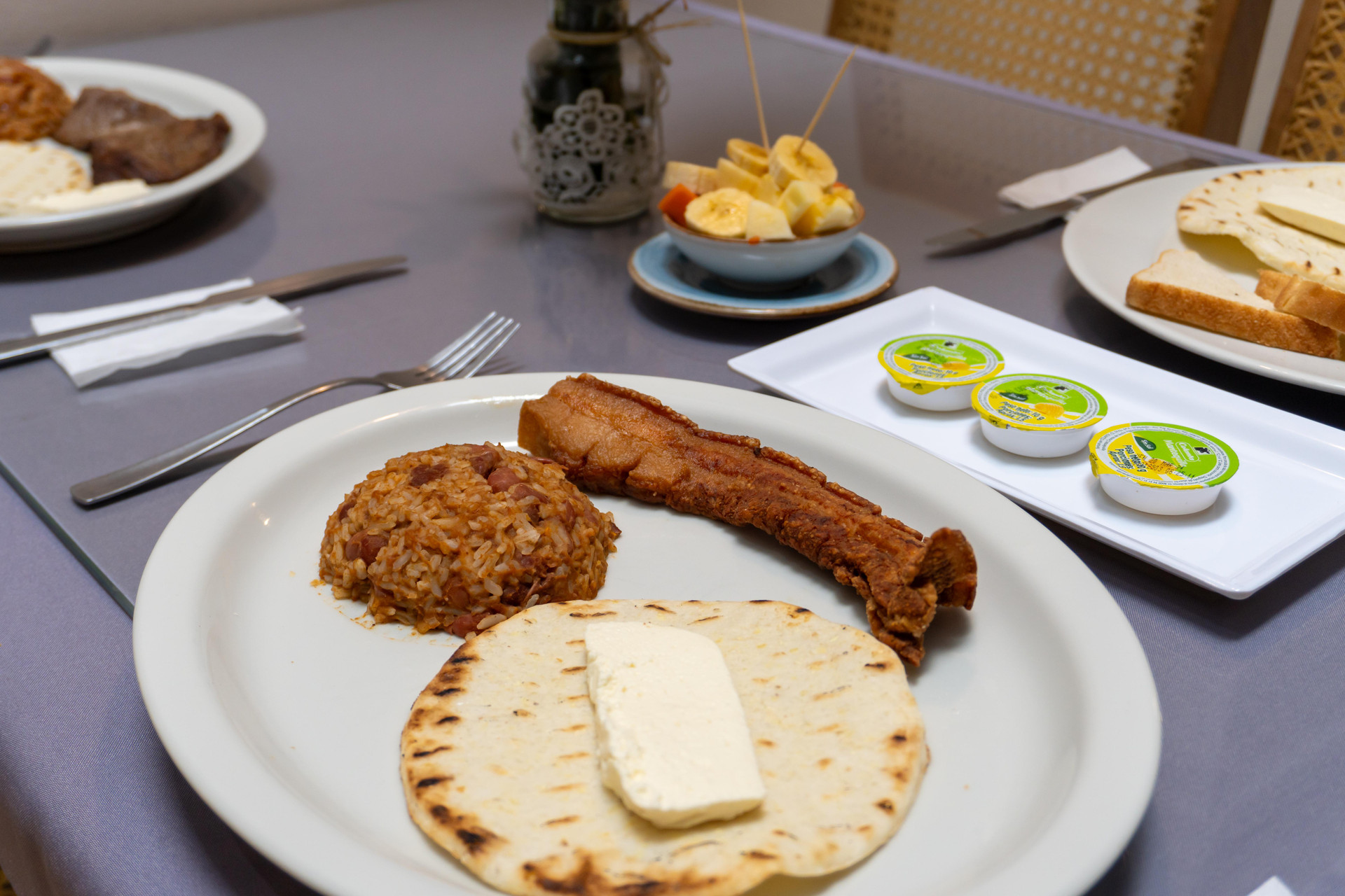 Restaurant Hotel Alcaravan Medellín