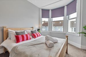 Alquiler Vacacional - Hove Actually House | By My Getaways