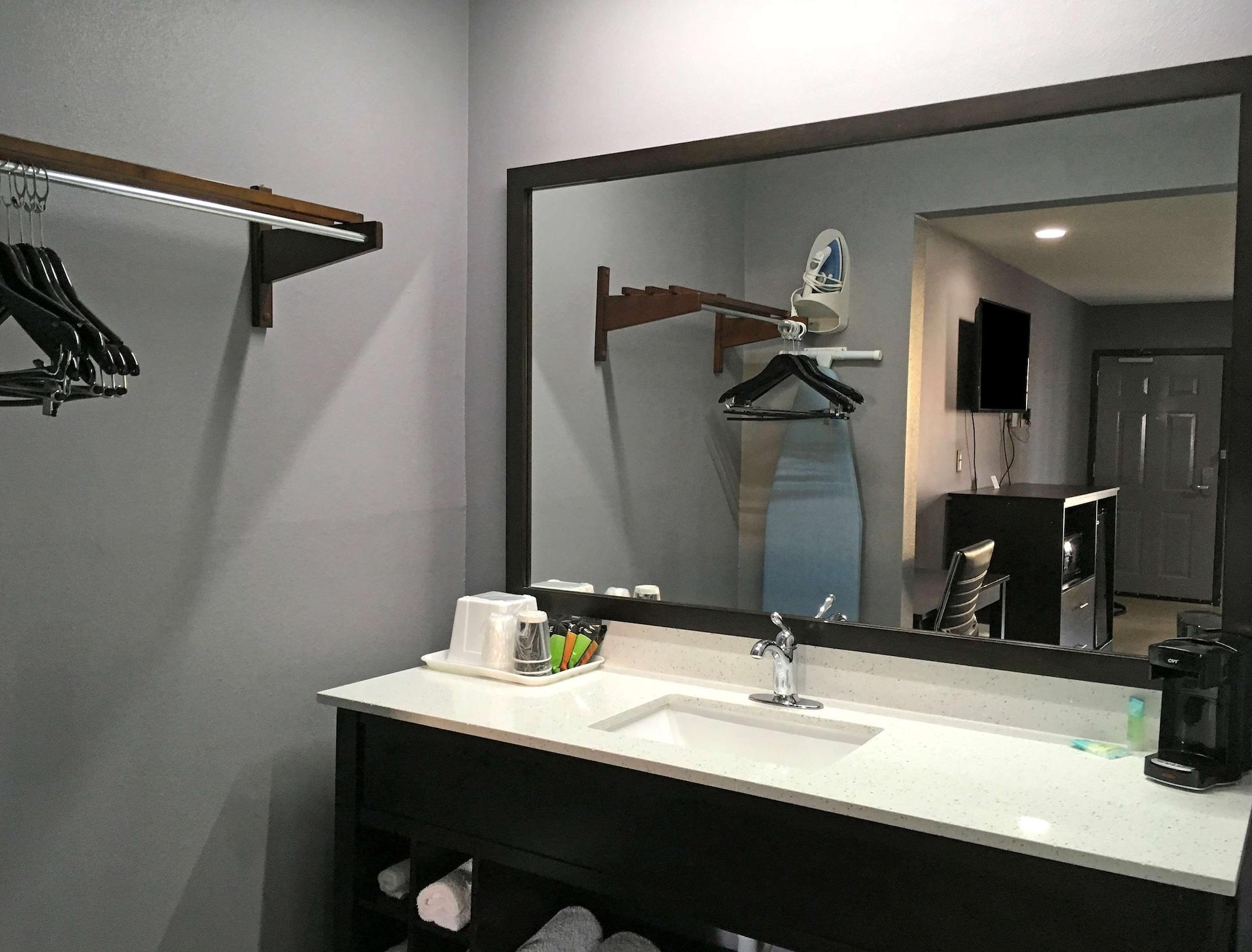 Equipamiento de Habitación Americas Best Value Inn Denham Springs Baton Rouge