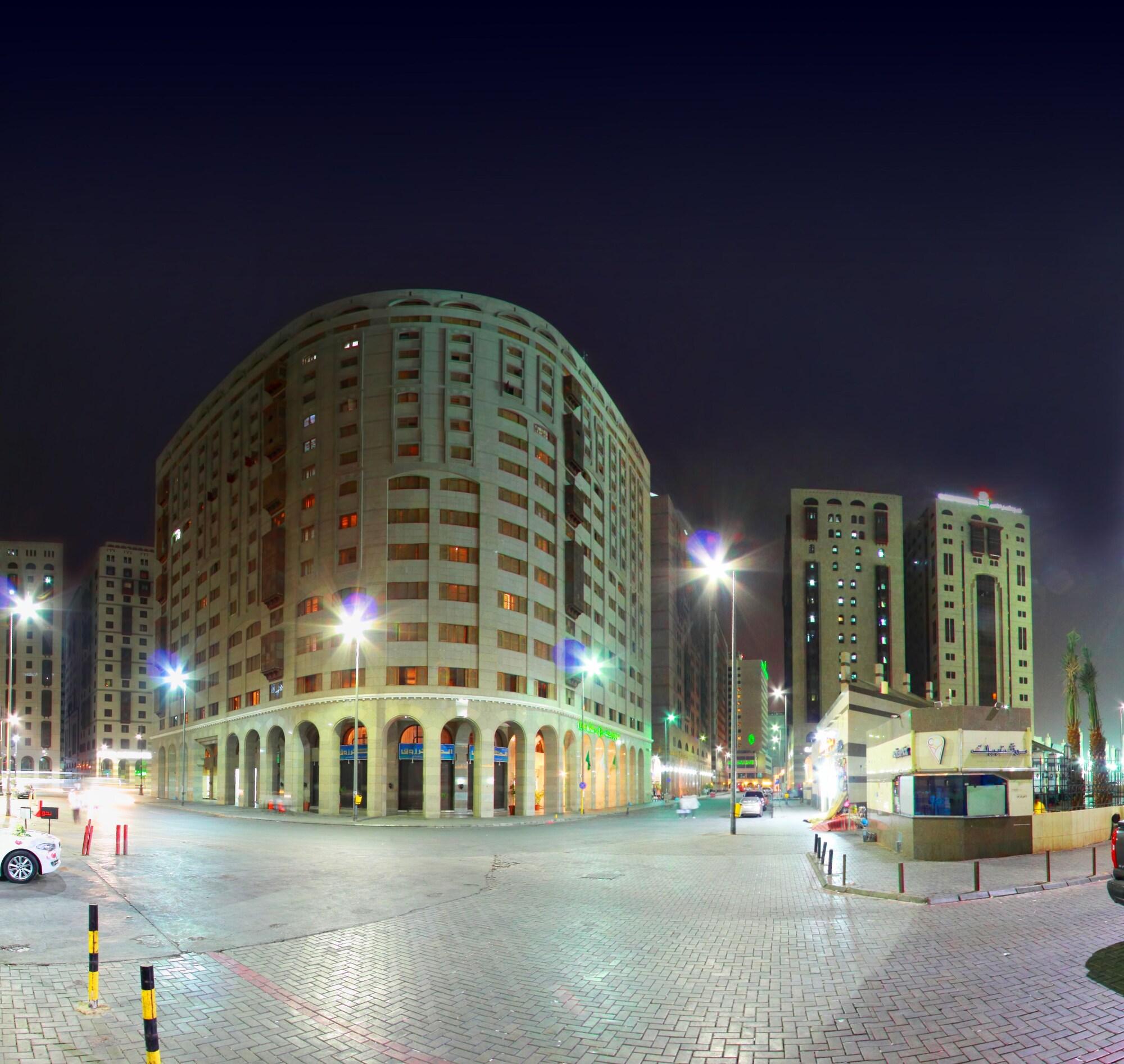 Vista Exterior Dallah Taibah Hotel
