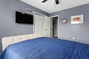 Alquiler Vacacional - 3-bedroom townhome in charming Kansas City with WiFi, AC