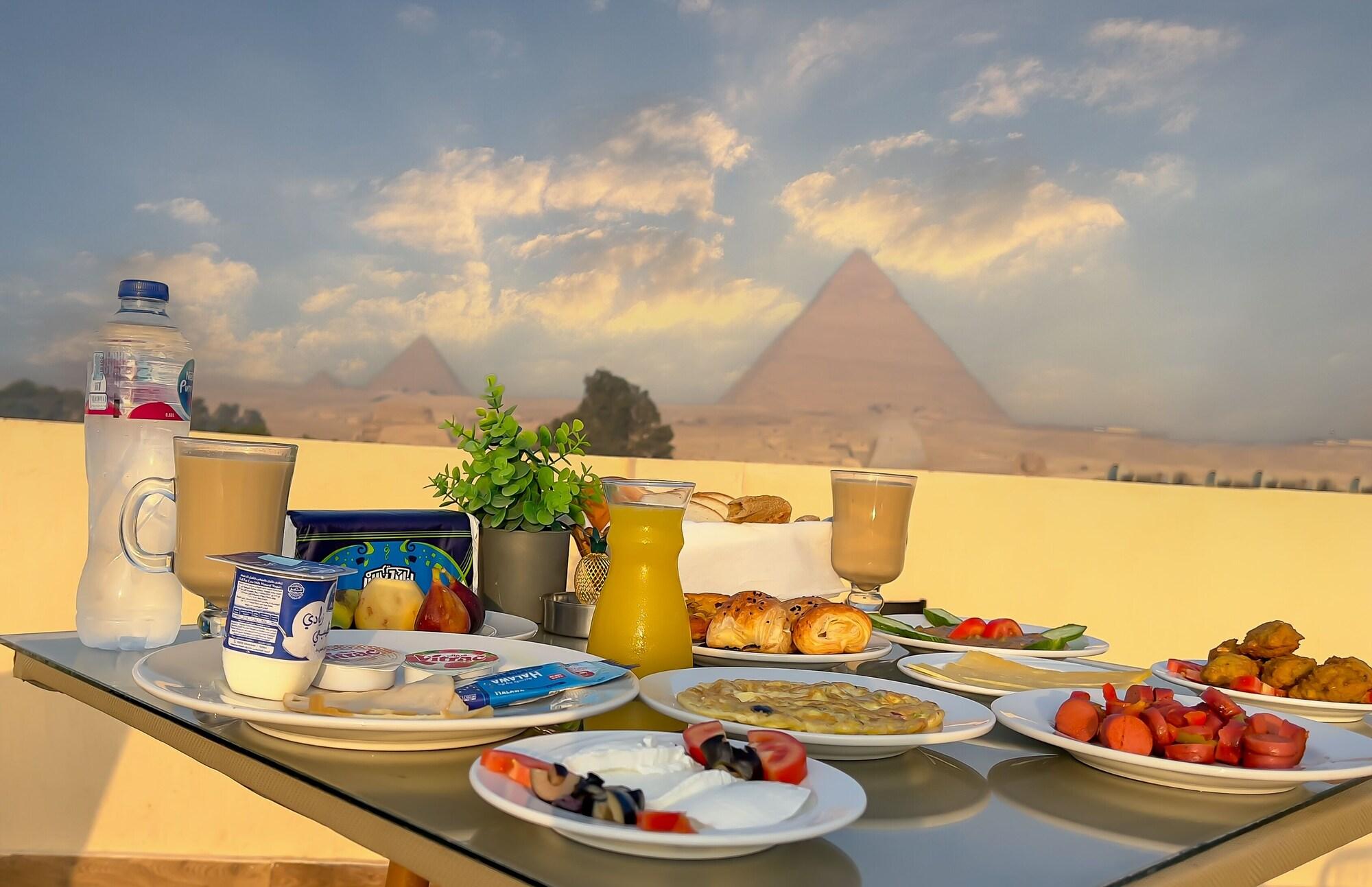 Varios Pyramids Glory INN