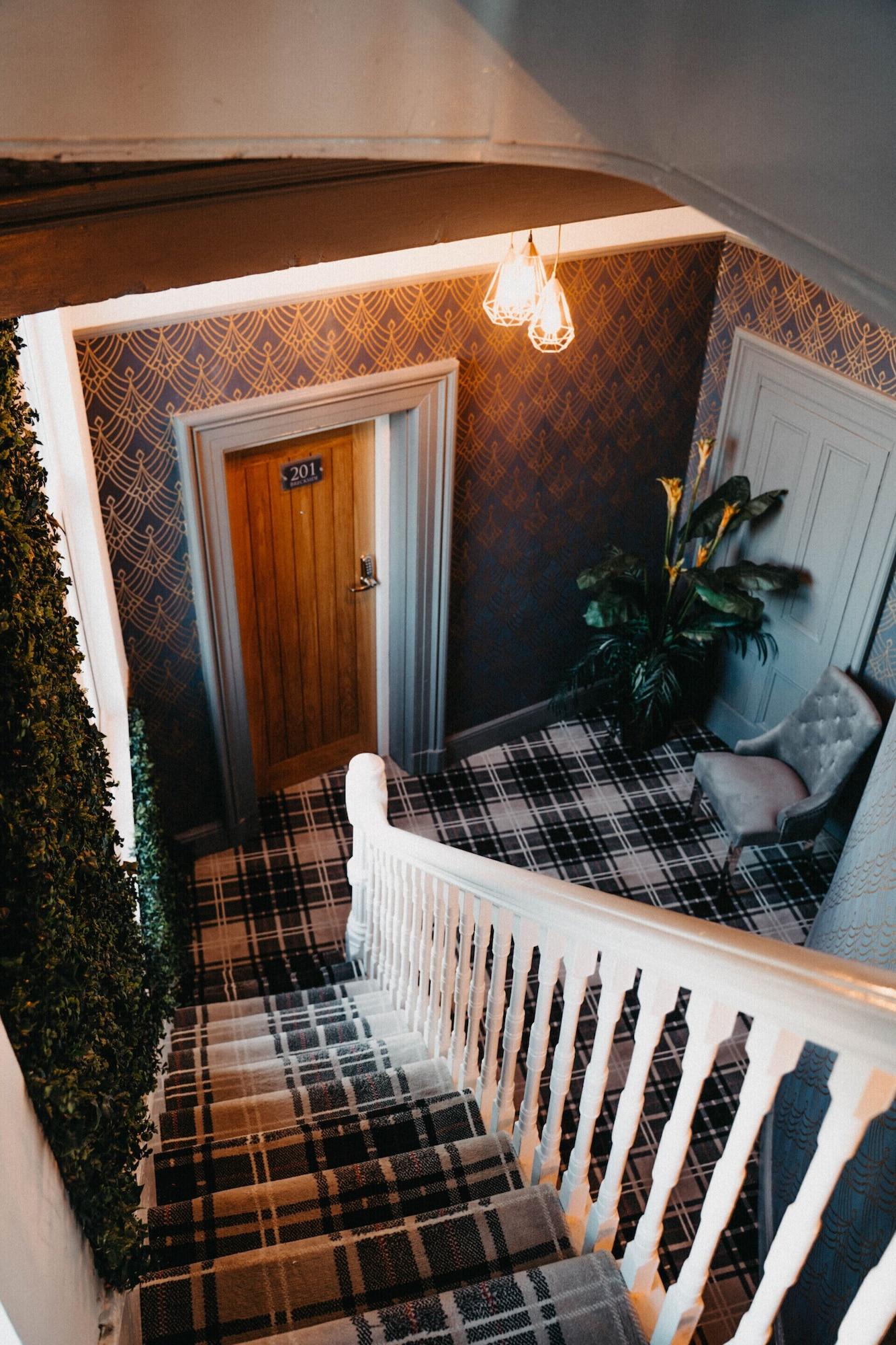 Vista Lobby Flat Iron Anfield