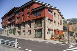 Alojamiento - Hotel Obaga Blanca