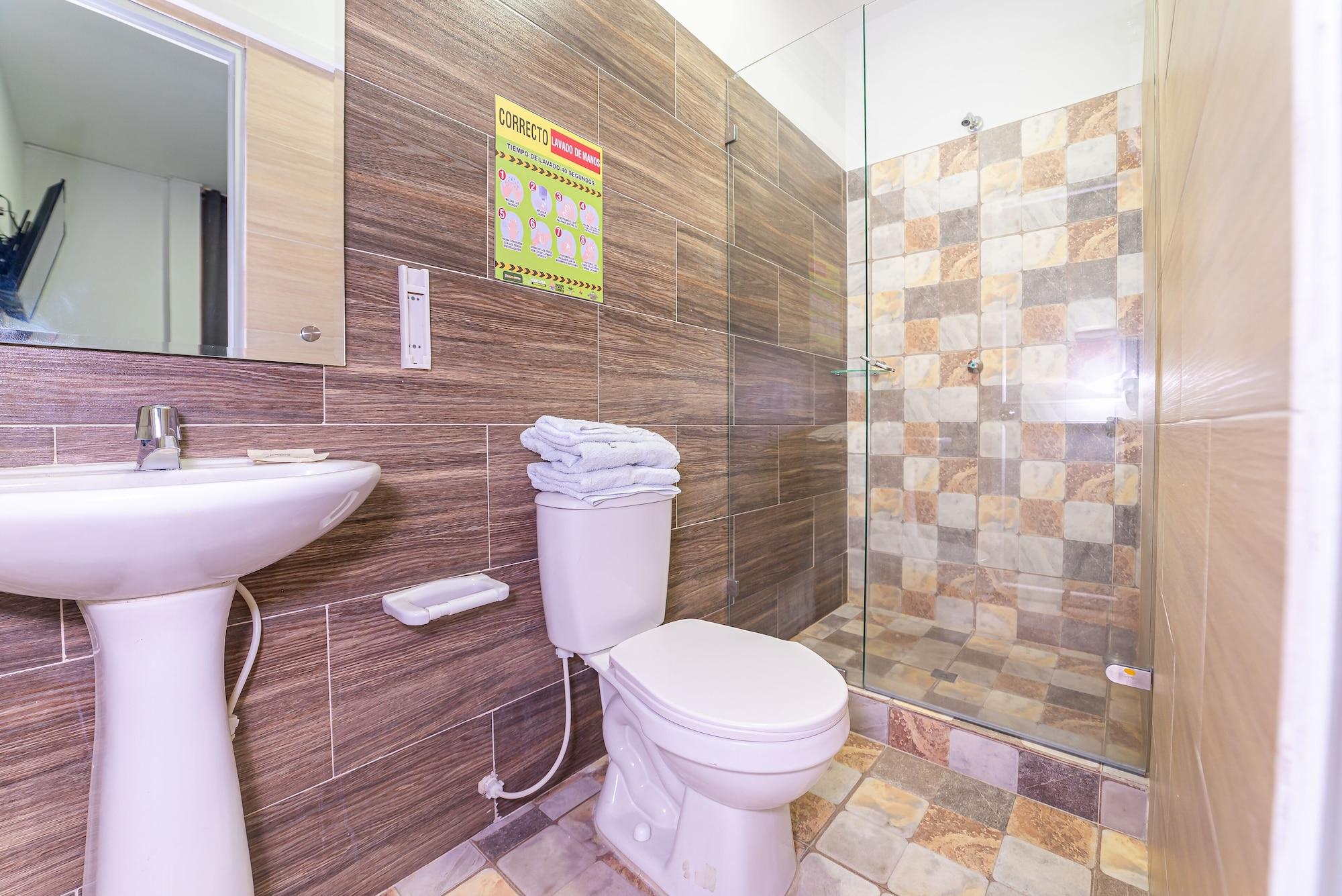 Equipamiento de Habitación Hotel Indianapolis Plaza Cucuta