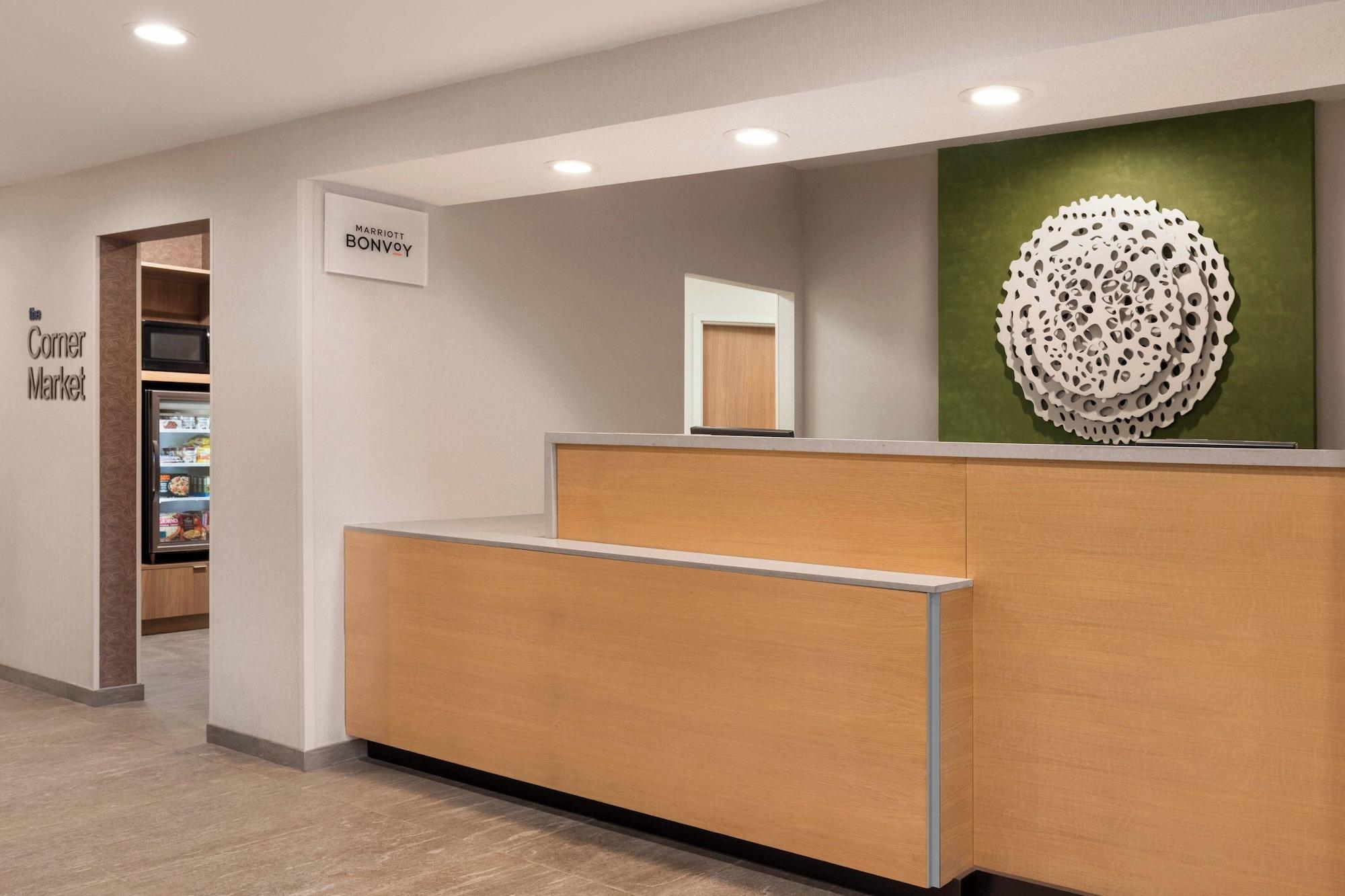 Vista Lobby Fairfield Inn by Marriott Erie Millcreek Mall