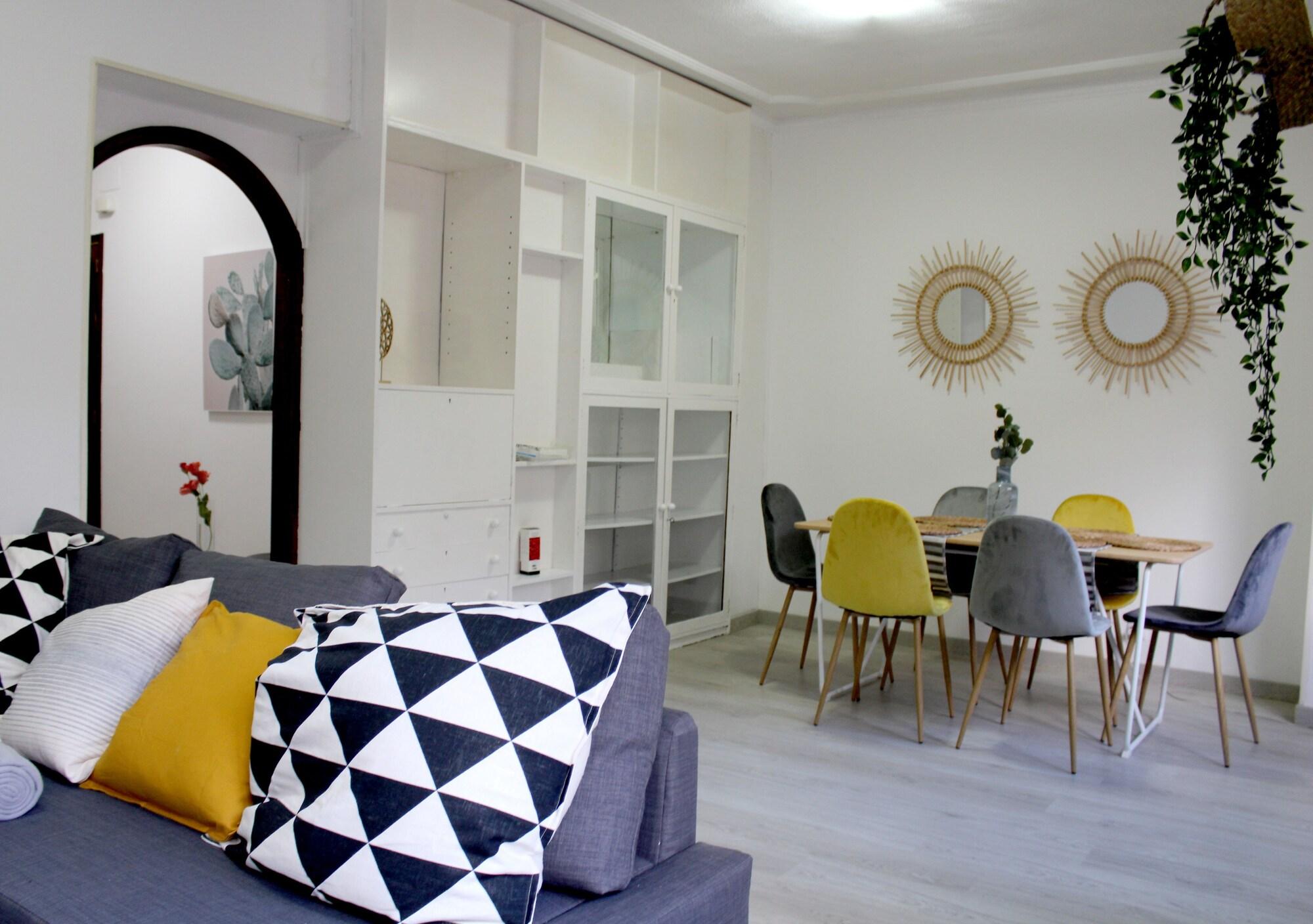 Comodidades del Alojamiento Las Canteras Seaview IV by Canary365