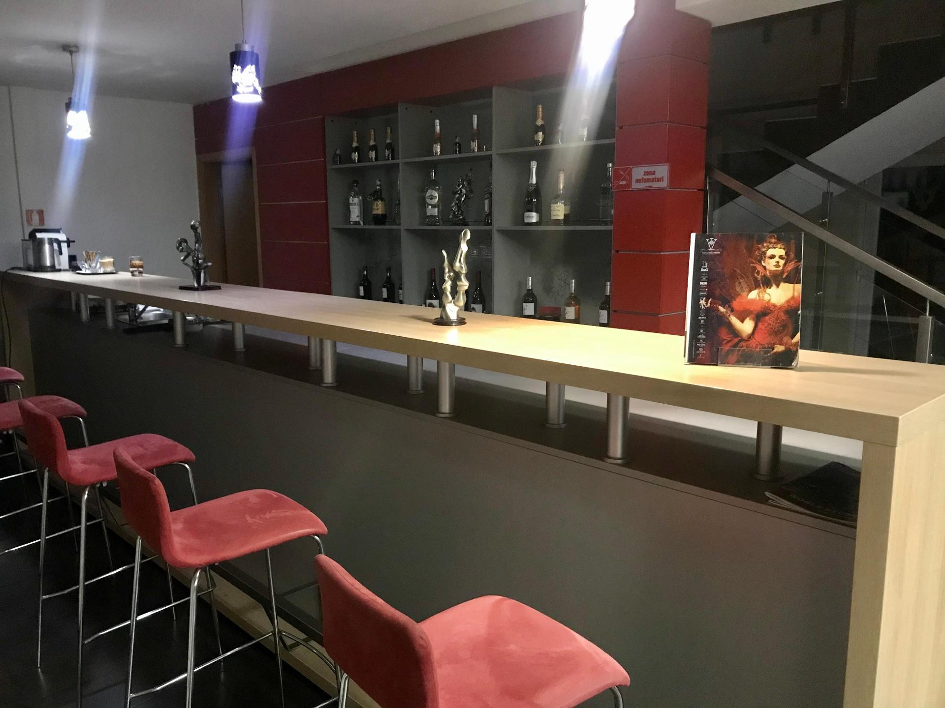 Bar/Salón VANDIA