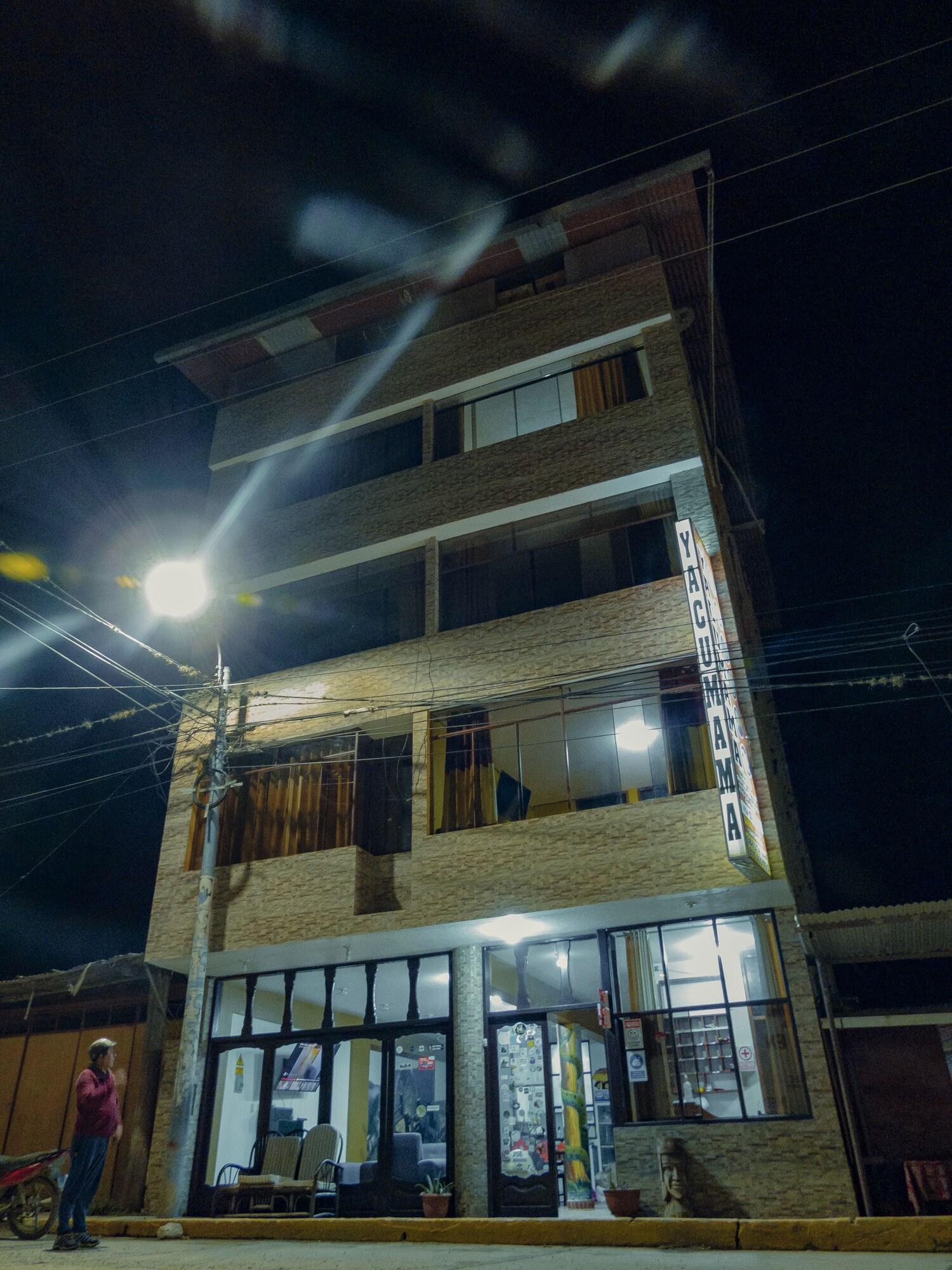 Vista Exterior Yacumama Santa Teresa