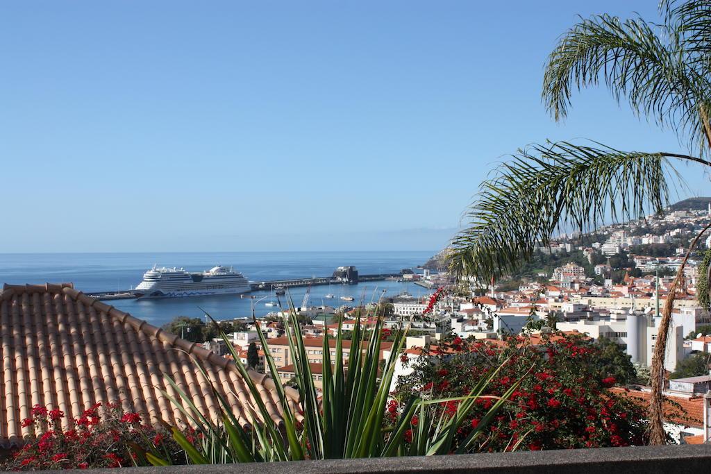 Varios Arts In Hotel Conde Carvalhal