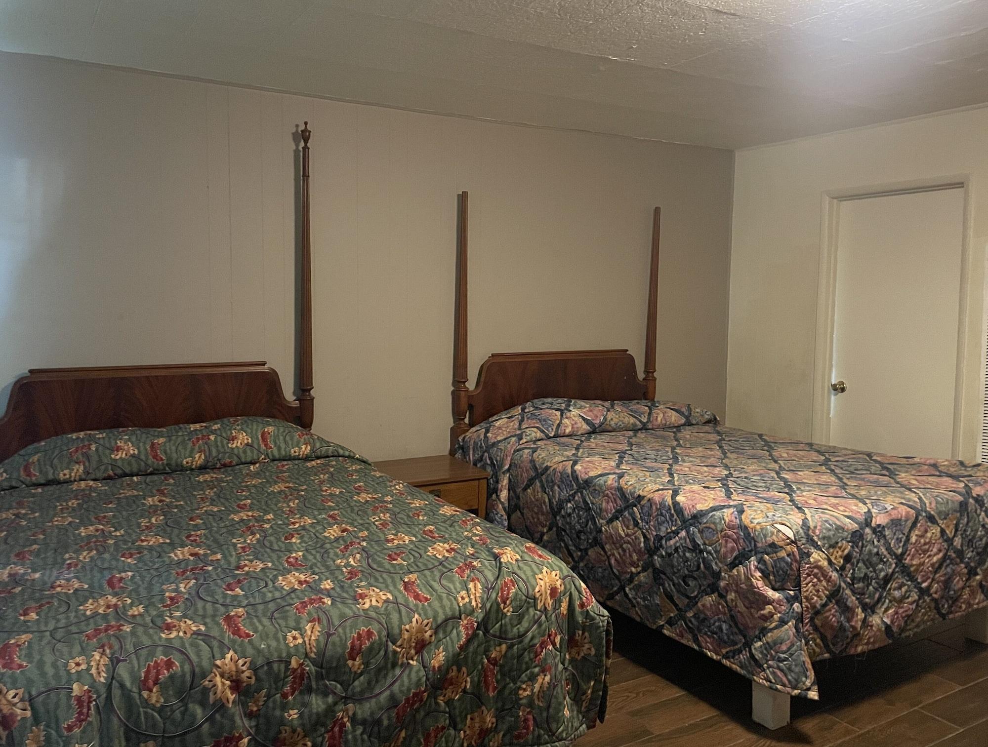 Habitación Oak Motel Modesto CA