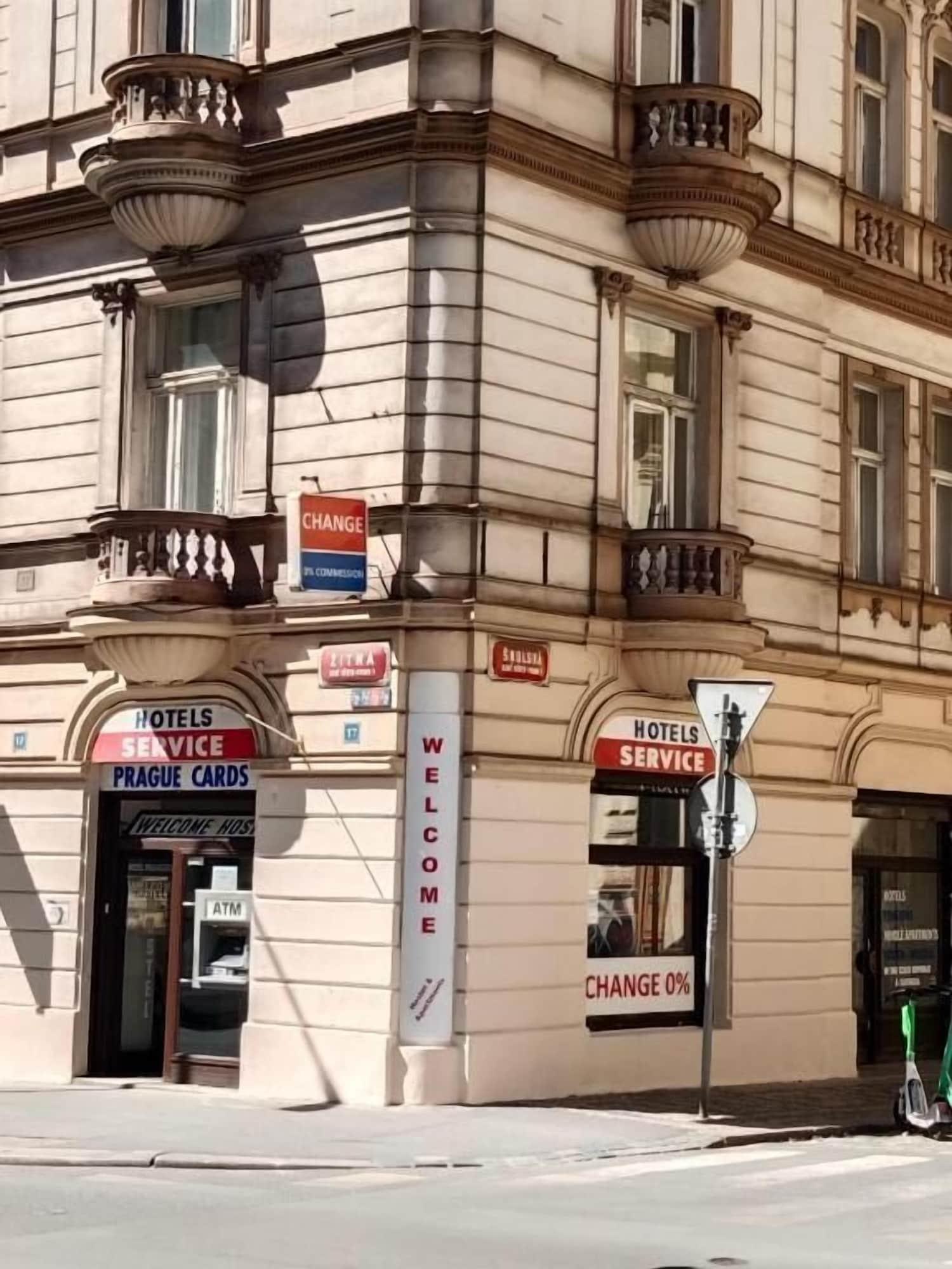 Varios Welcome Hostel & Apartments Praguecentre