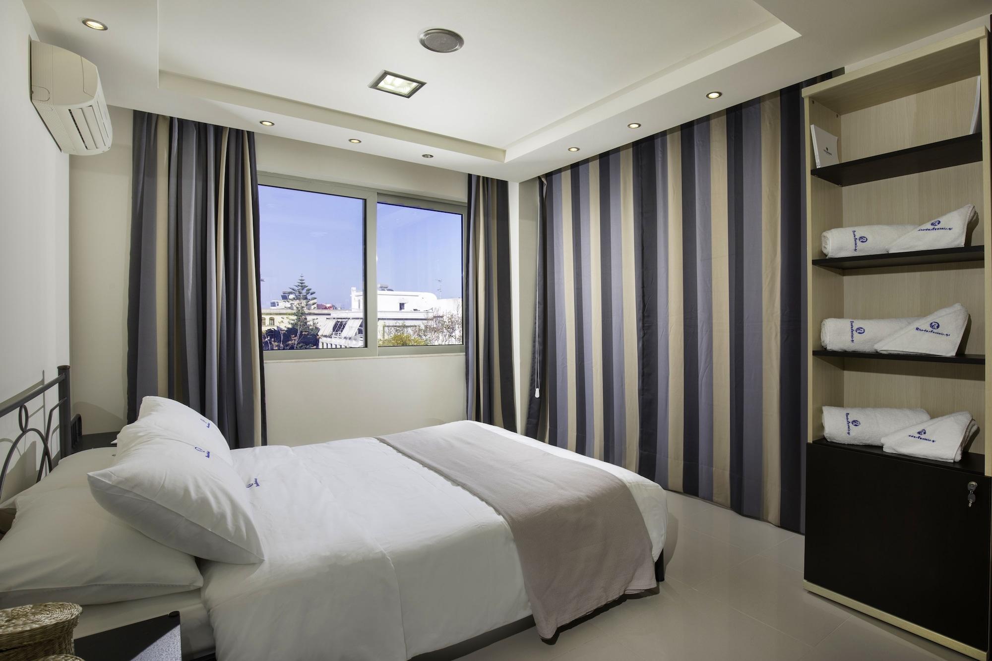 Varios Rhodes Central Suite