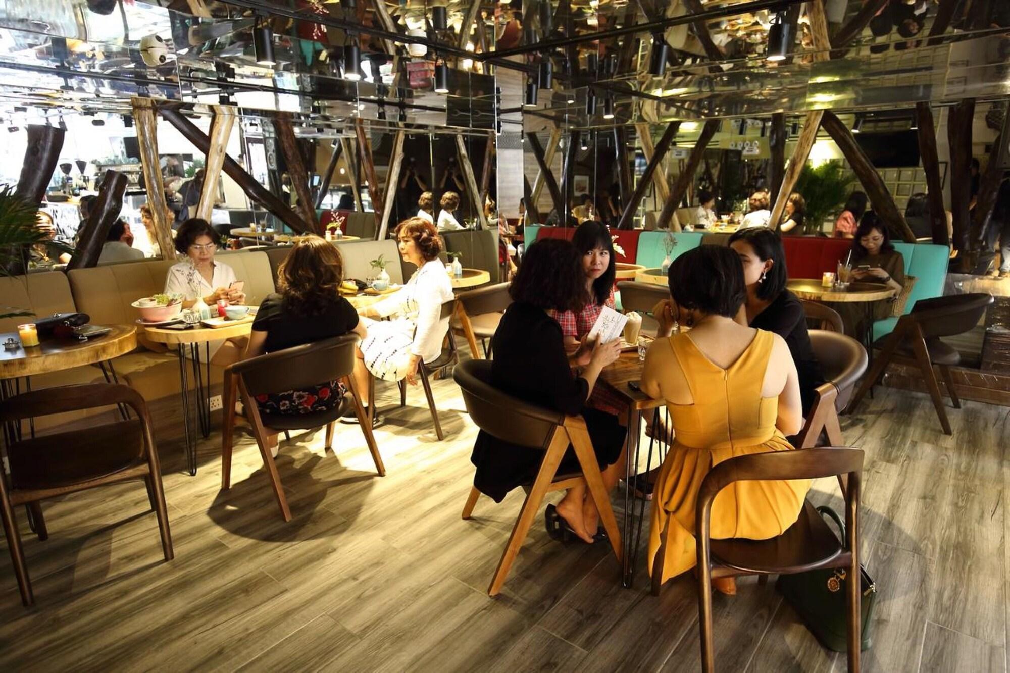 Restaurant Camelia Saigon Citypoint Hotel