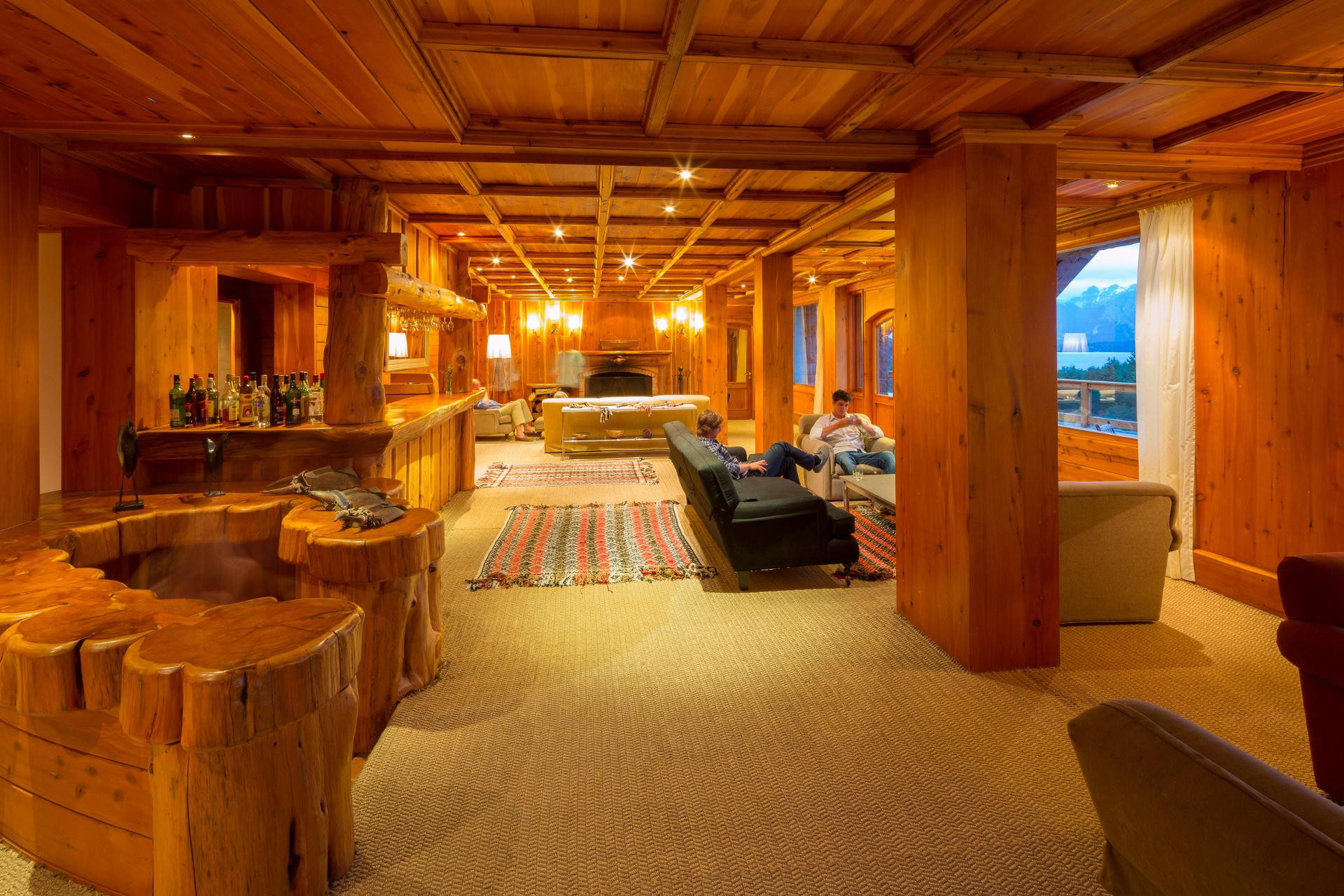 Bar/Salón Isla Victoria Lodge