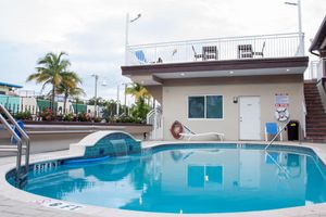 Alojamiento - Caribbean Resort Suites
