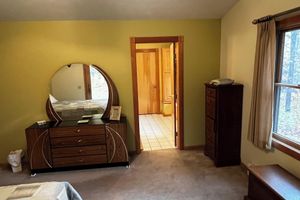 Alquiler Vacacional - 3-bedroom house on 40 acres in Harrietta. Snowmobile, Ski Caberfae, Family Time