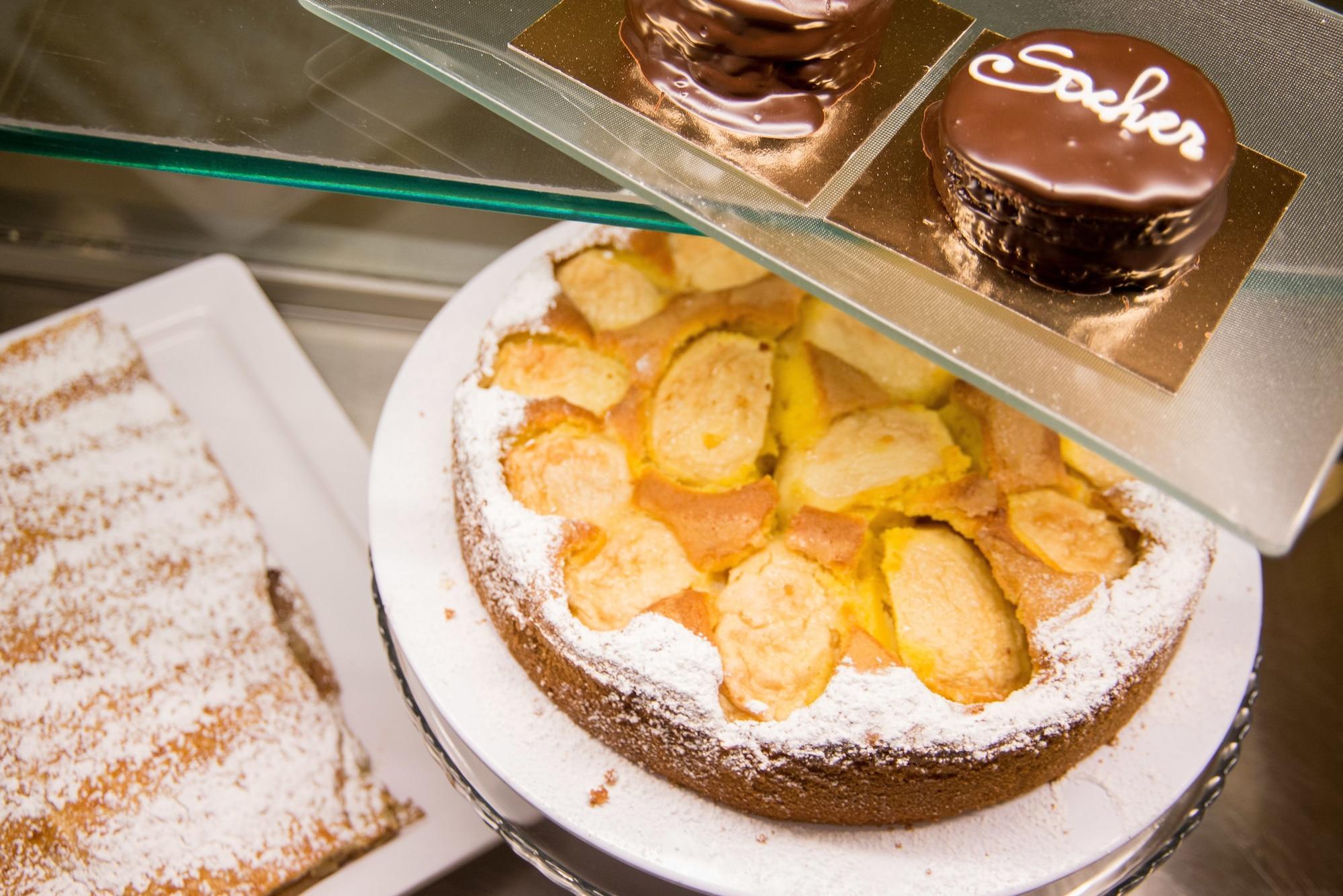 Bar/Salón Hotel America