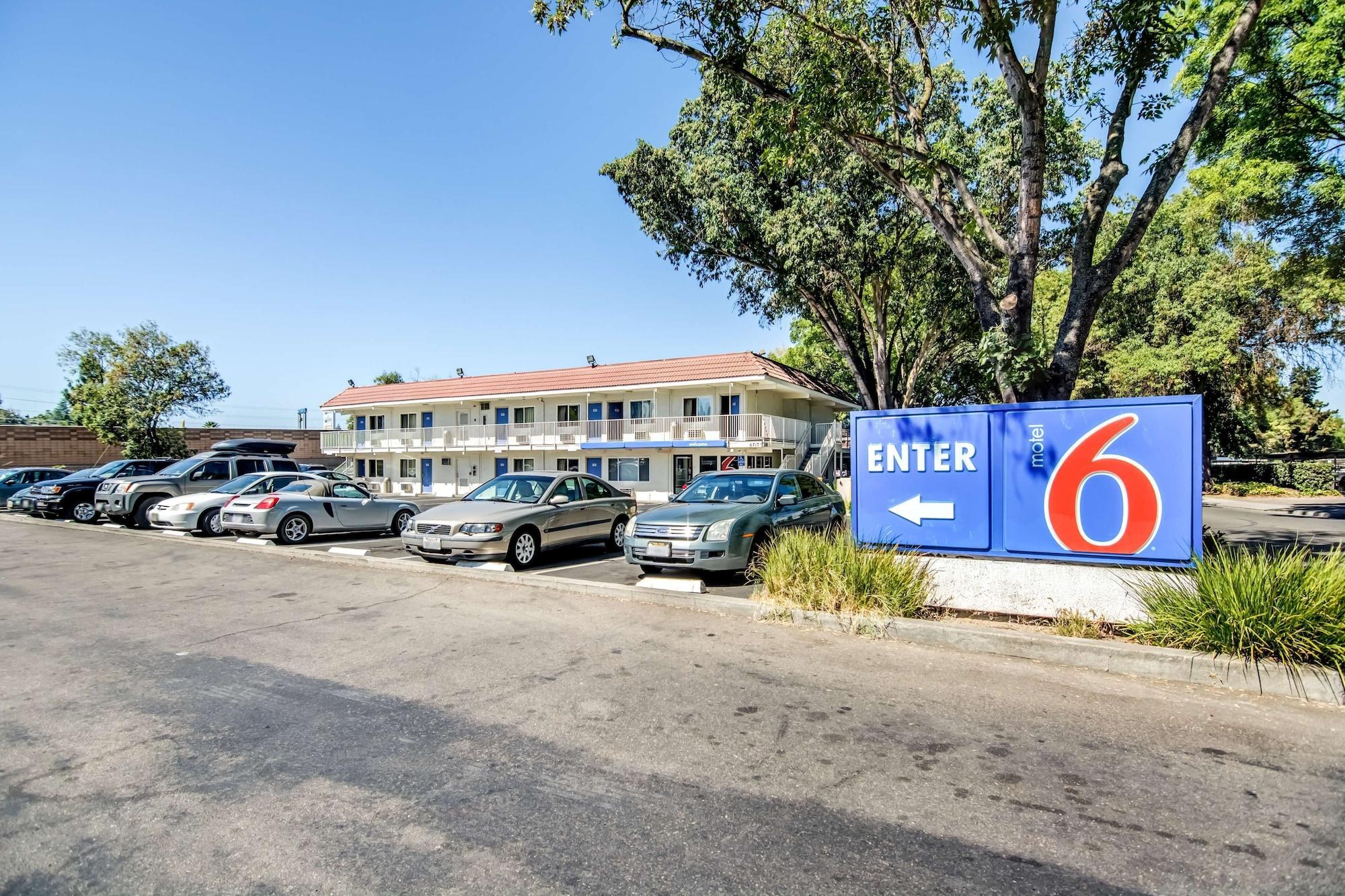 Varios Motel 6 Stockton, CA - North